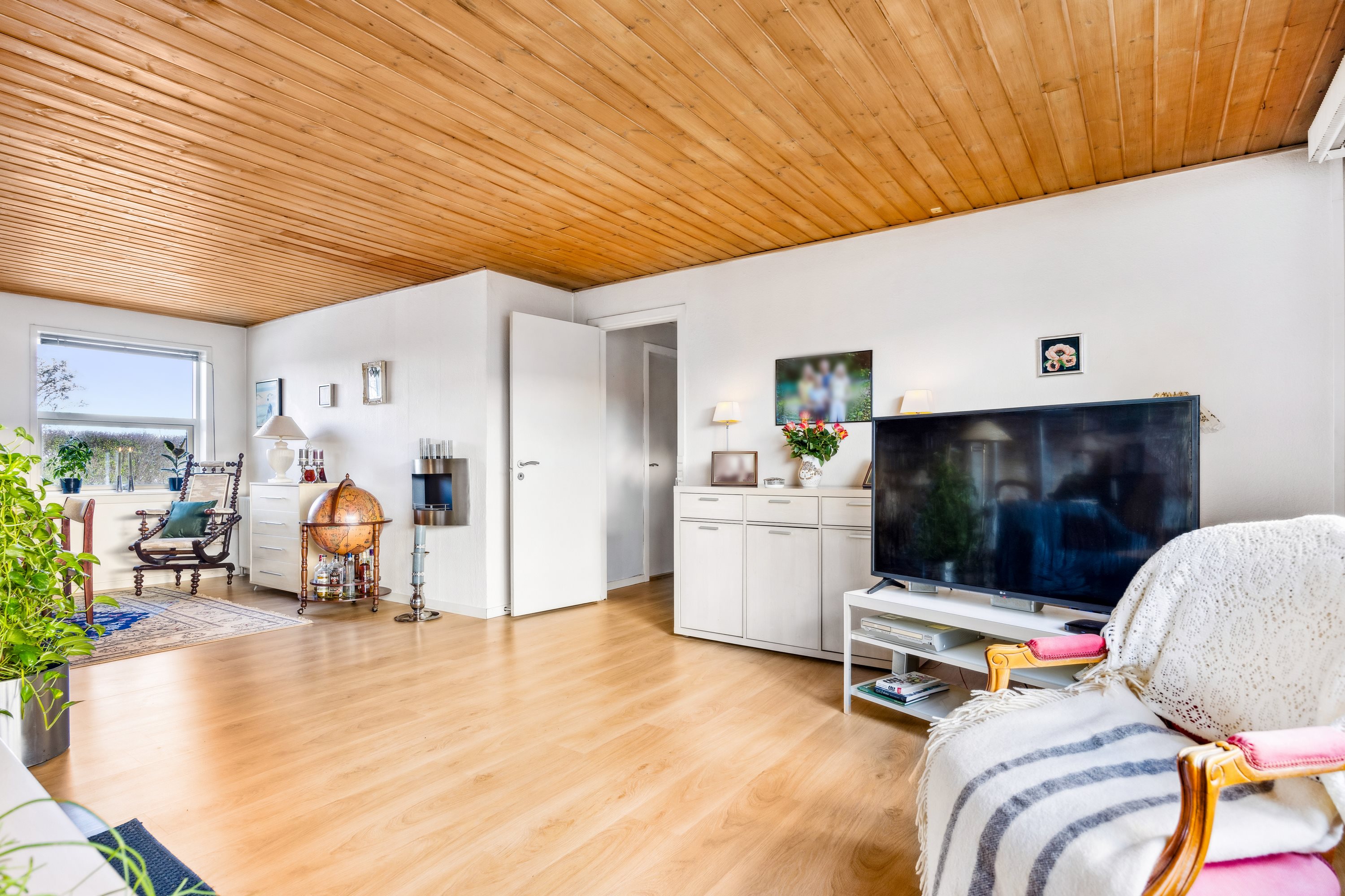 Fremhævet stue billede i fuldskærmstilstand. Billede af St. Blichersvej 9, 9440 Aabybro