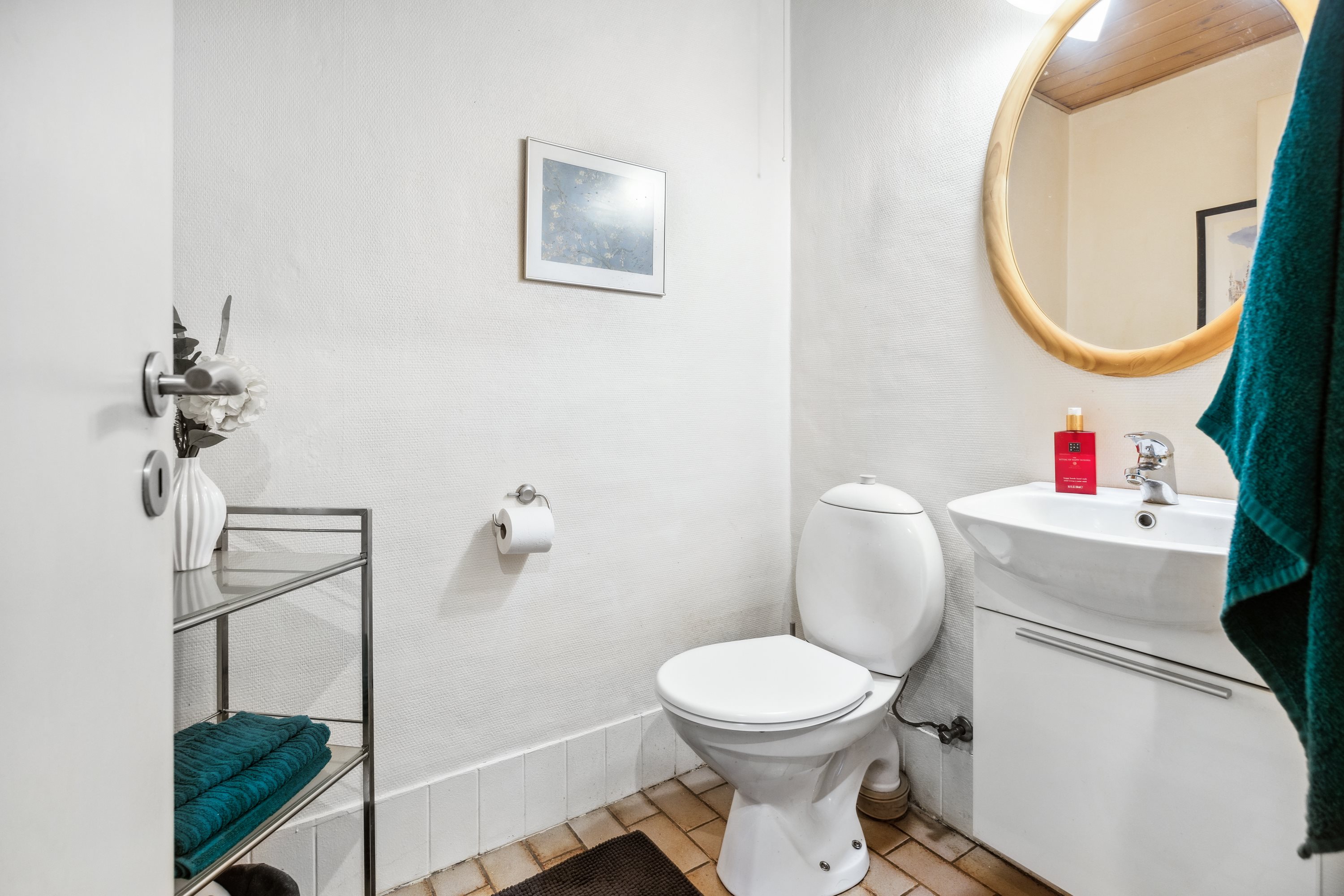 Fremhævet badeværelse billede i fuldskærmstilstand. Billede af St. Blichersvej 9, 9440 Aabybro