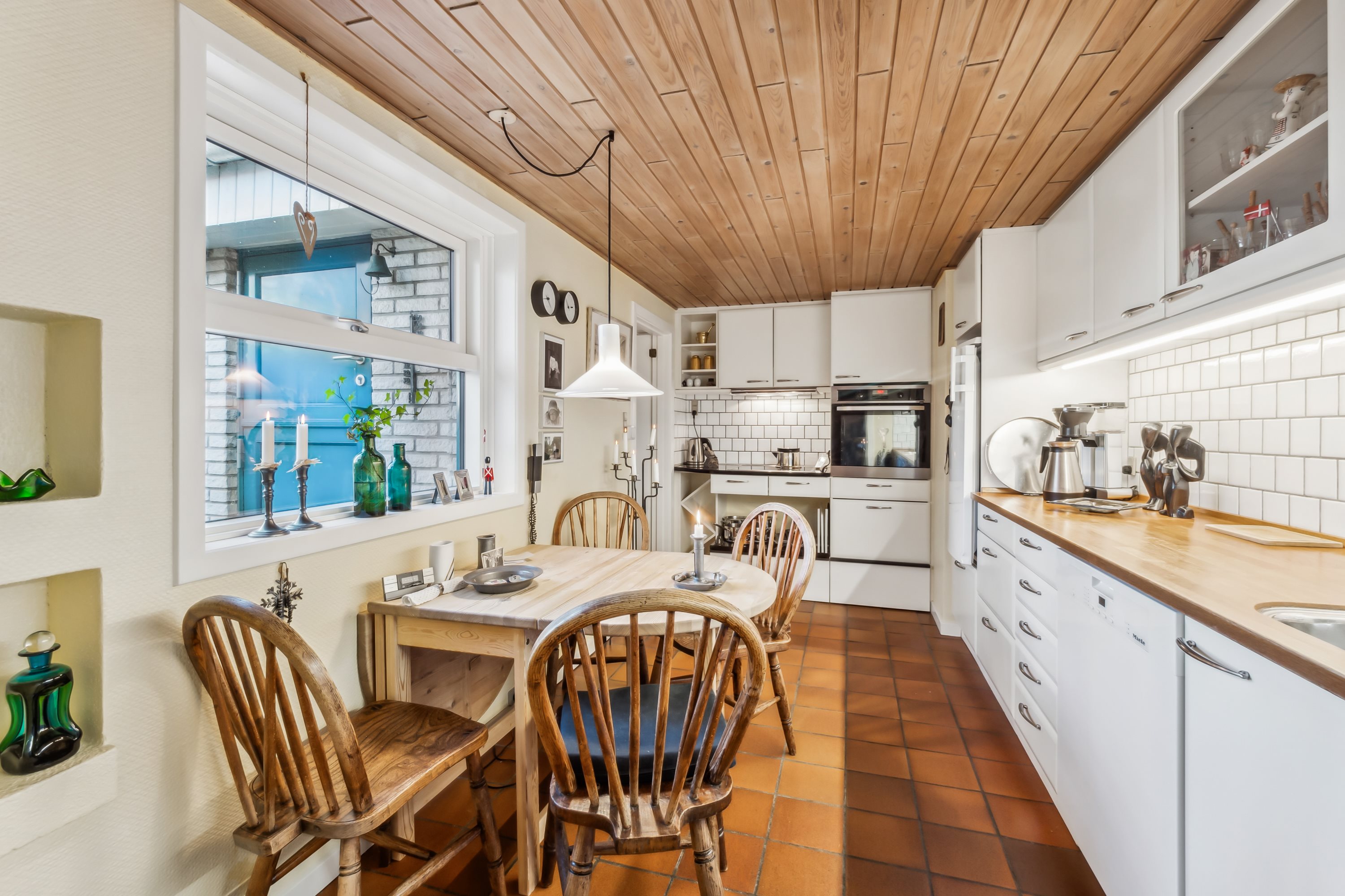 Fremhævet køkken billede i fuldskærmstilstand. Billede af Næssundvej 458, Karby, 7960 Karby