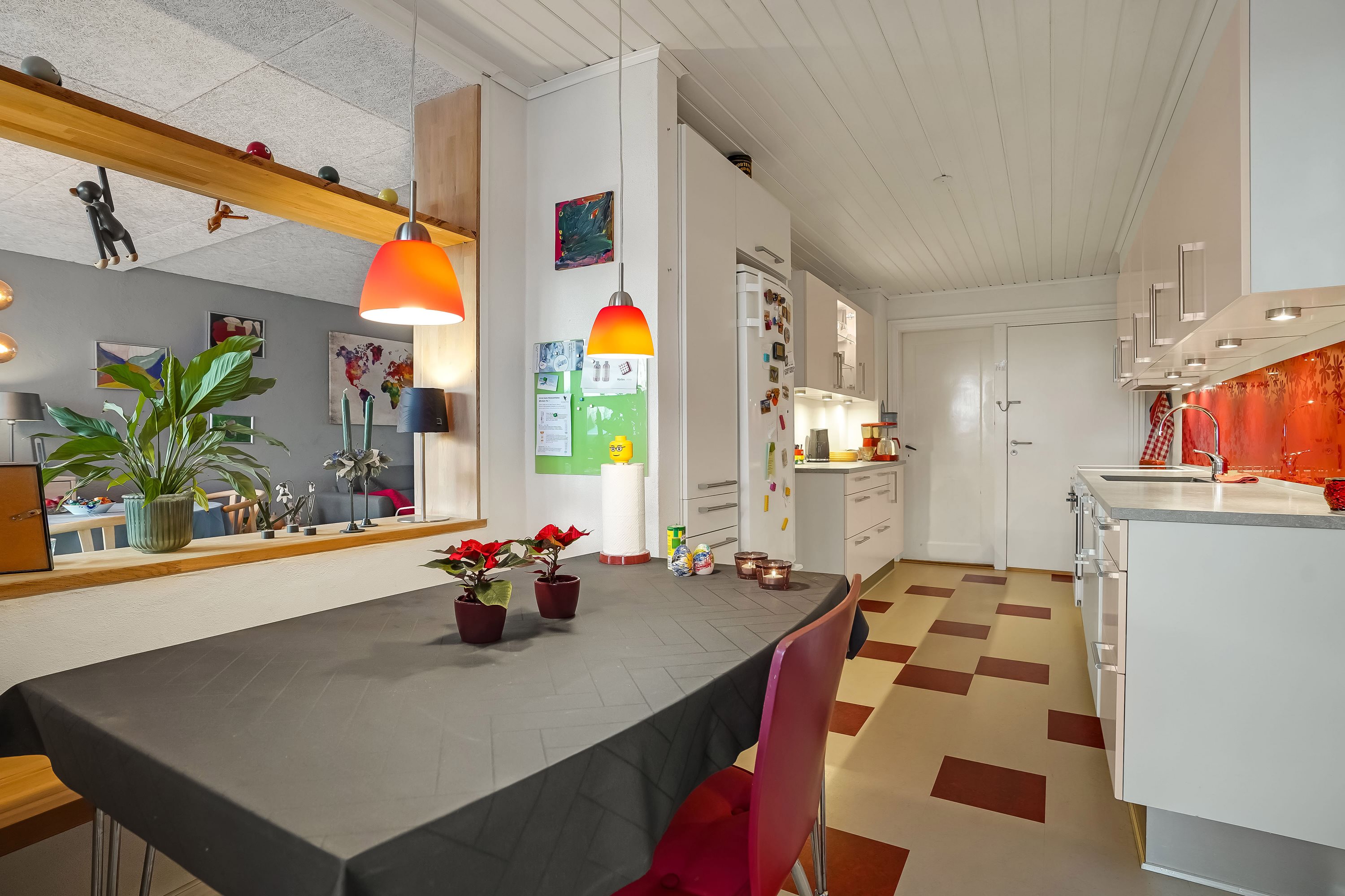 Fremhævet køkken billede i fuldskærmstilstand. Billede af Langgade 53, 7321 Gadbjerg