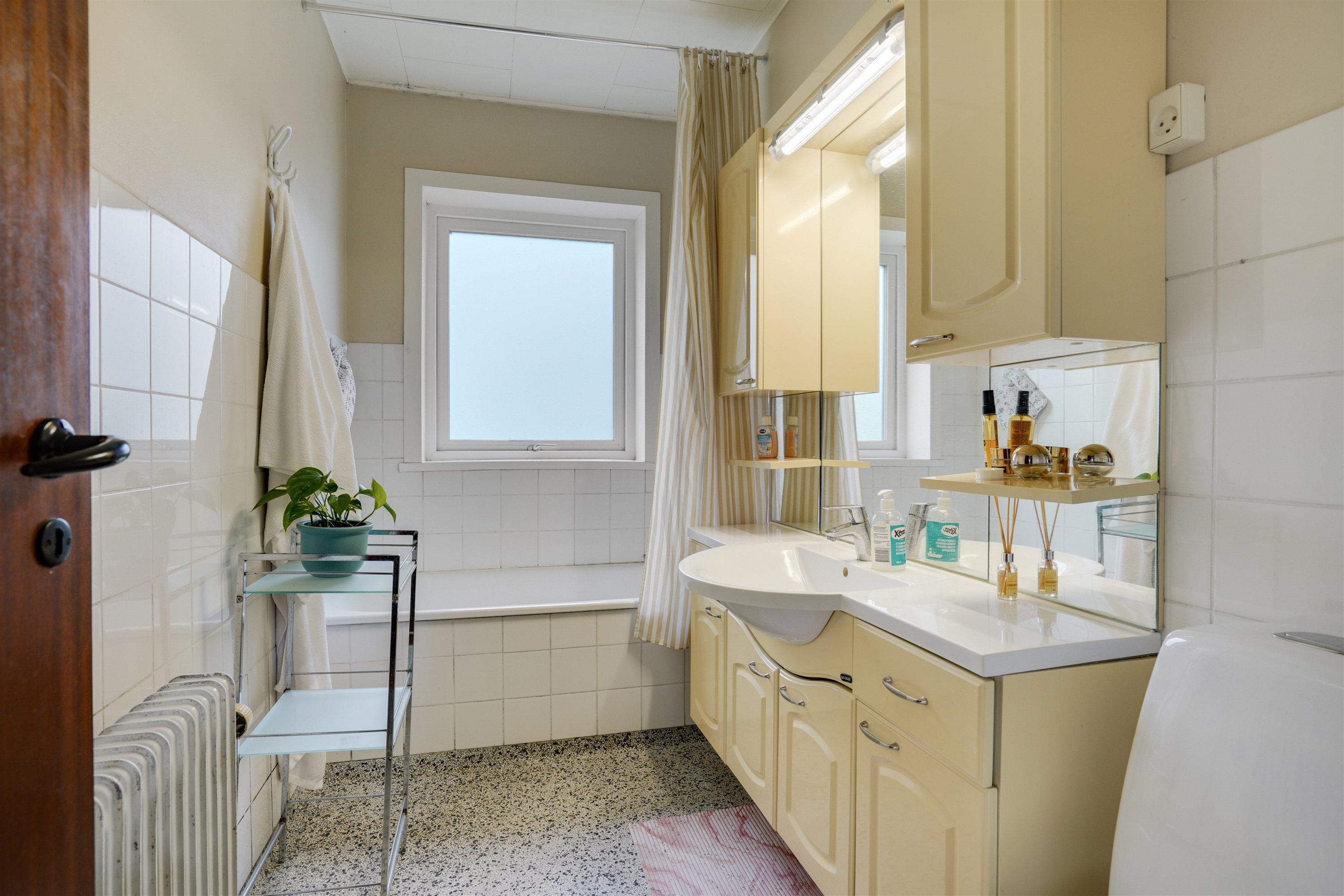 Fremhævet badeværelse billede i fuldskærmstilstand. Billede af Vejlevej 53, Hodde, 6862 Tistrup