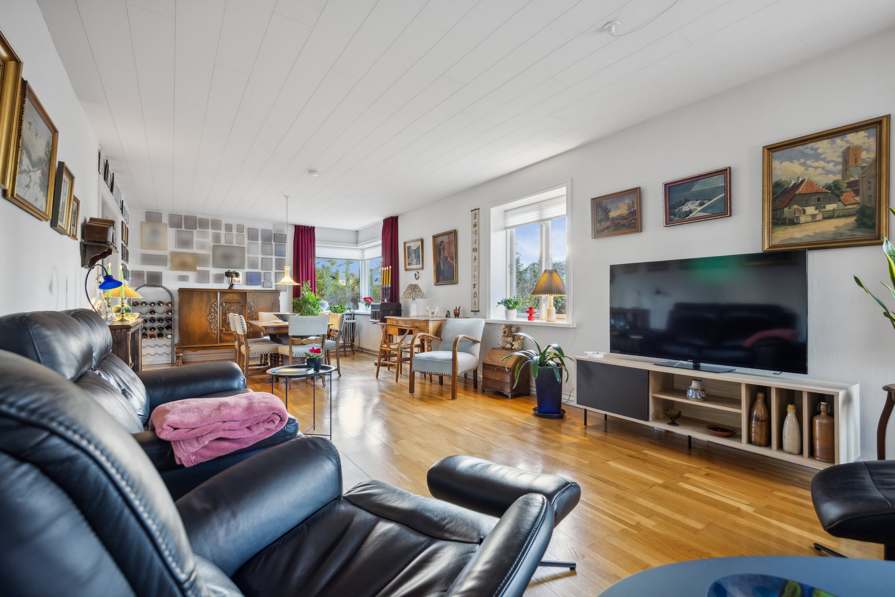 Fremhævet stue billede i fuldskærmstilstand. Billede af Kirkegade 83, 9460 Brovst