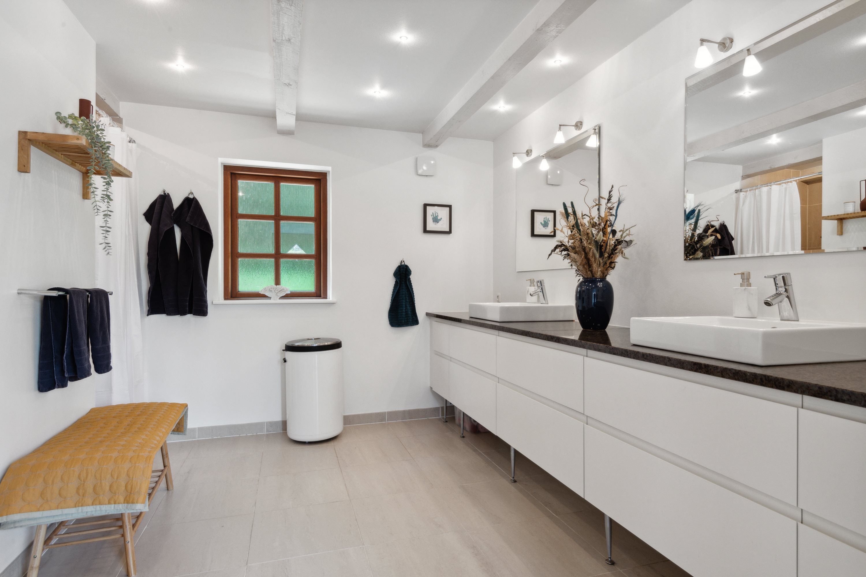 Fremhævet  billede i fuldskærmstilstand. Billede af Over Bækken 12, 9530 Støvring