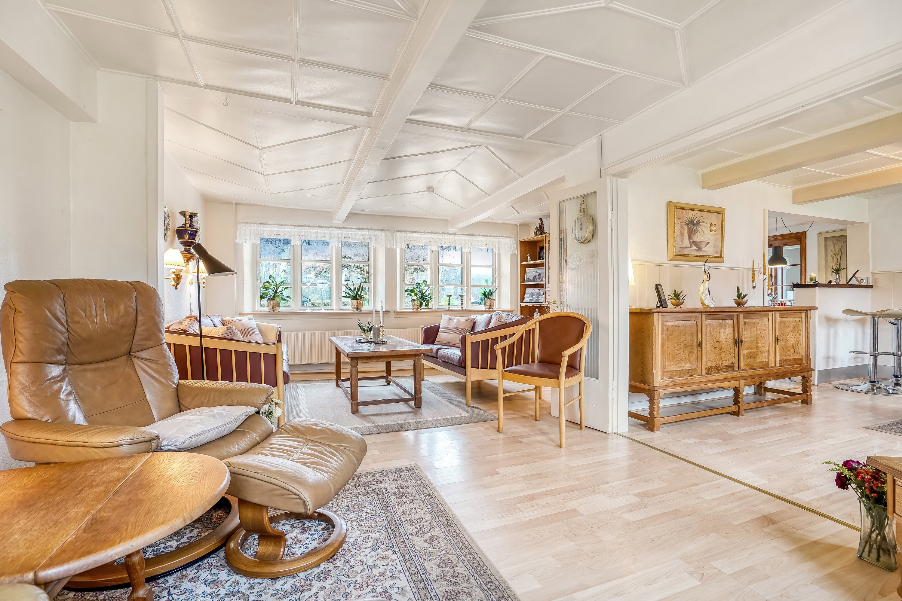 Fremhævet stue billede i fuldskærmstilstand. Billede af Skovmøllevej 16, Ørbæk, 5400 Bogense