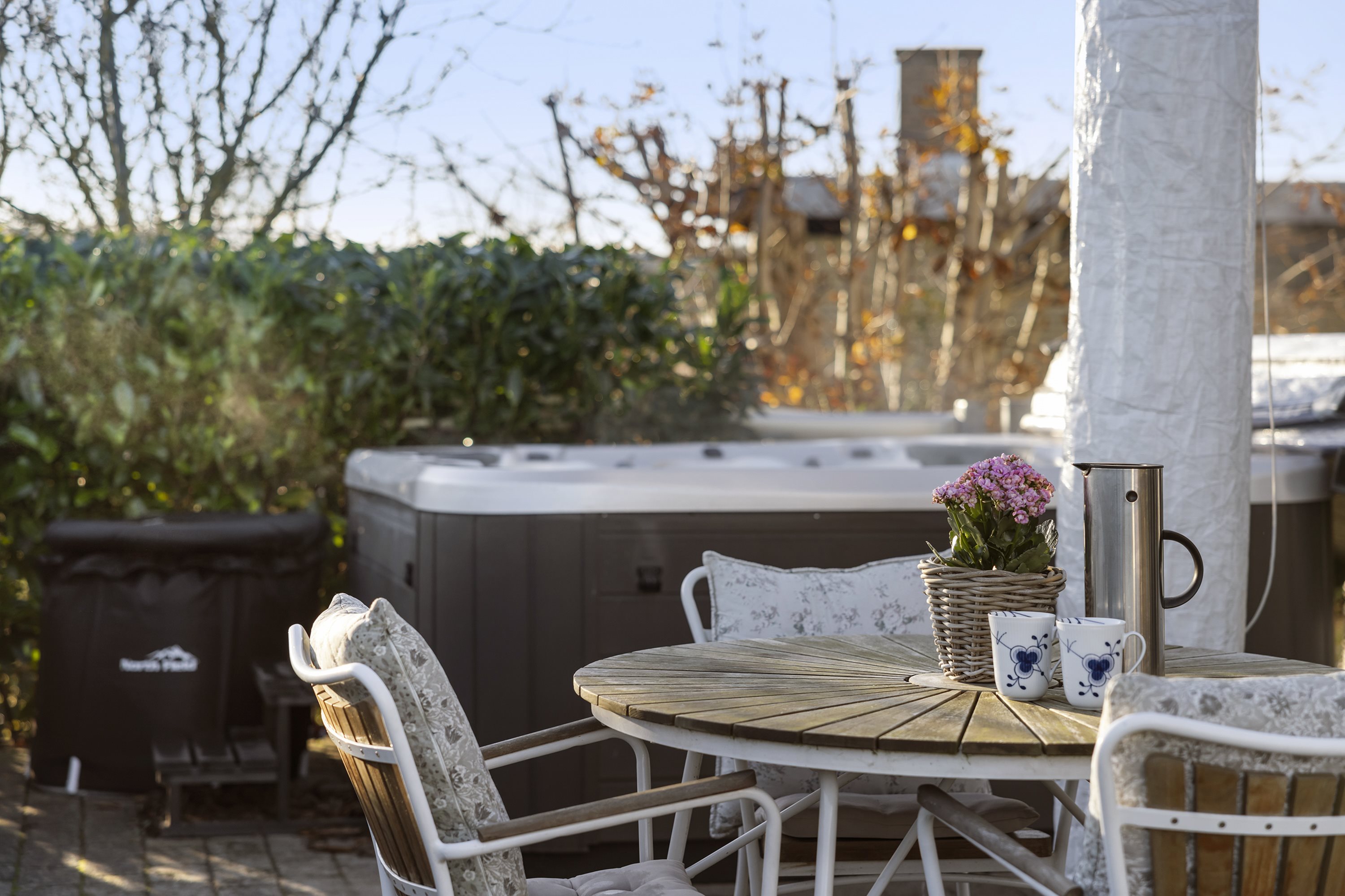 Fremhævet terrasse billede i fuldskærmstilstand. Billede af Tronderupvej 15, Kilden, 9900 Frederikshavn