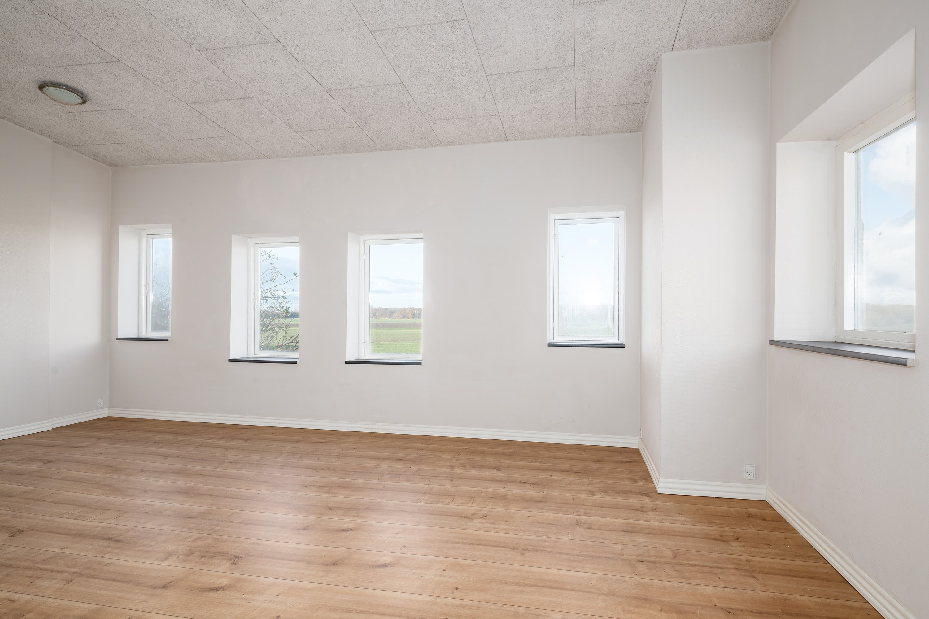 Fremhævet  billede i fuldskærmstilstand. Billede af Tangetvej 11, 4800 Nykøbing F