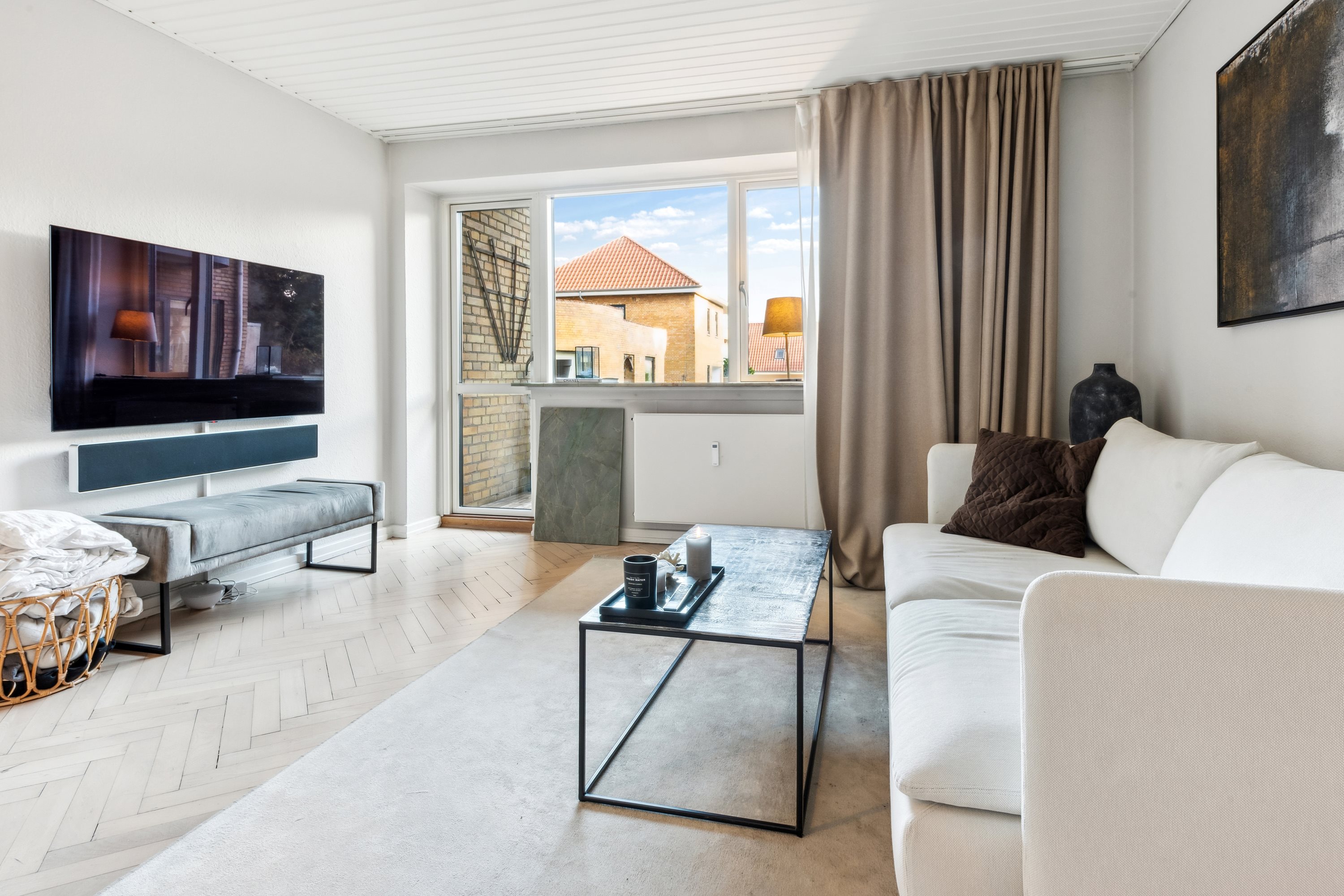 Fremhævet stue billede i fuldskærmstilstand. Billede af Frejasvej 16D, st.. th., 3000 Helsingør