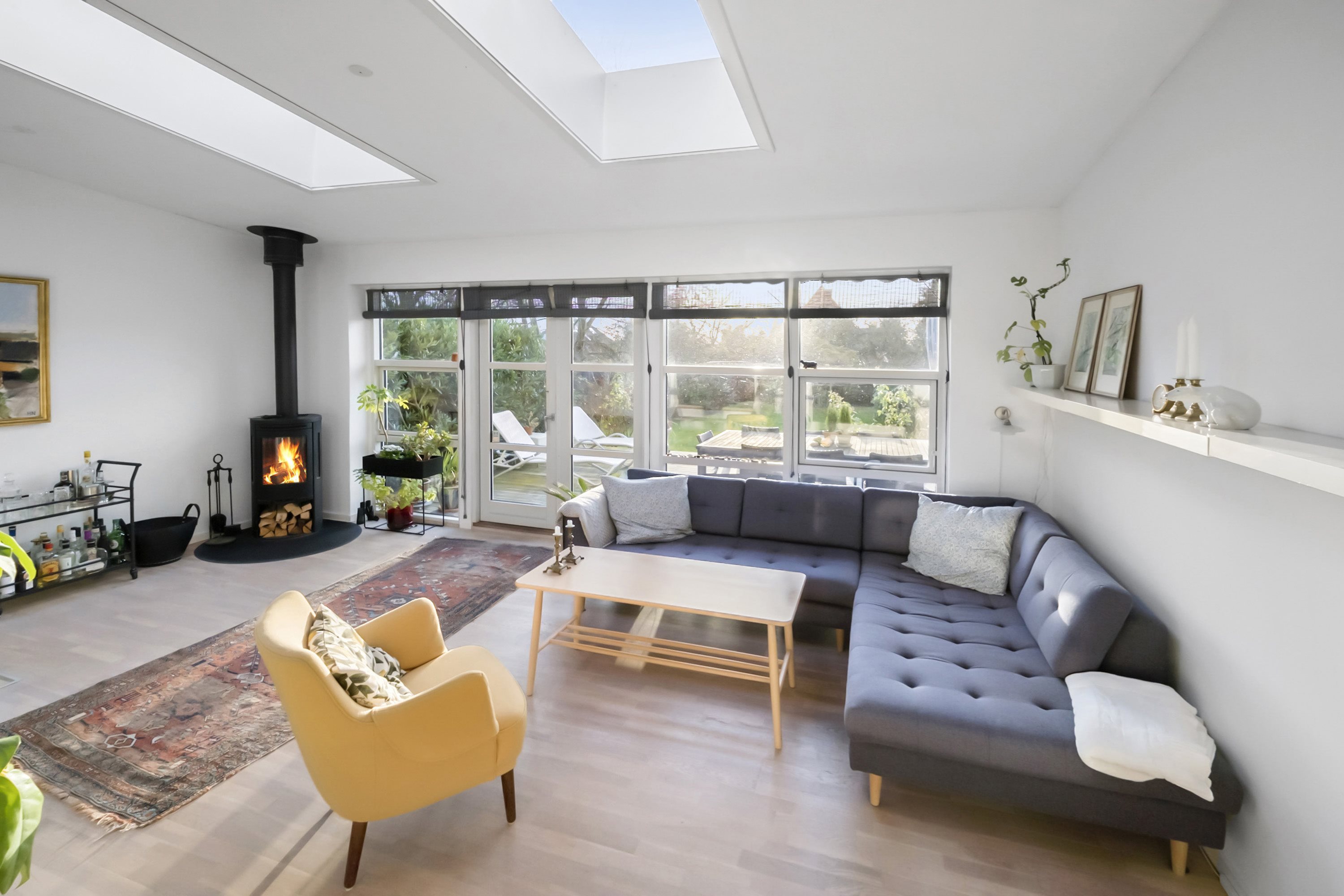 Fremhævet stue billede i fuldskærmstilstand. Billede af Rudemarken 47, 2840 Holte