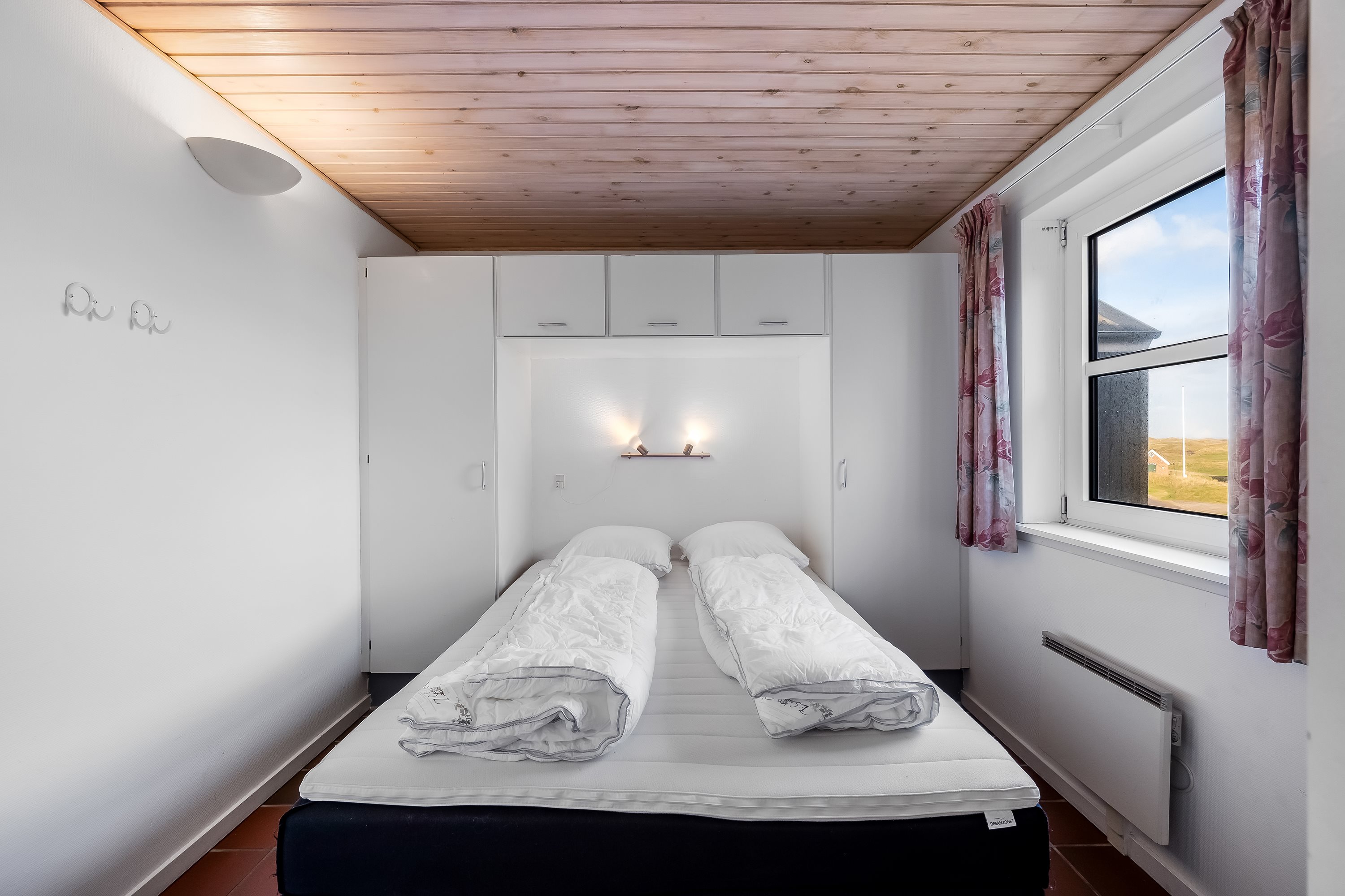 Miniaturebillede 2: værelse. Billede af Golfvejen 2A, 1. 320., Fanø Bad, 6720 Fanø