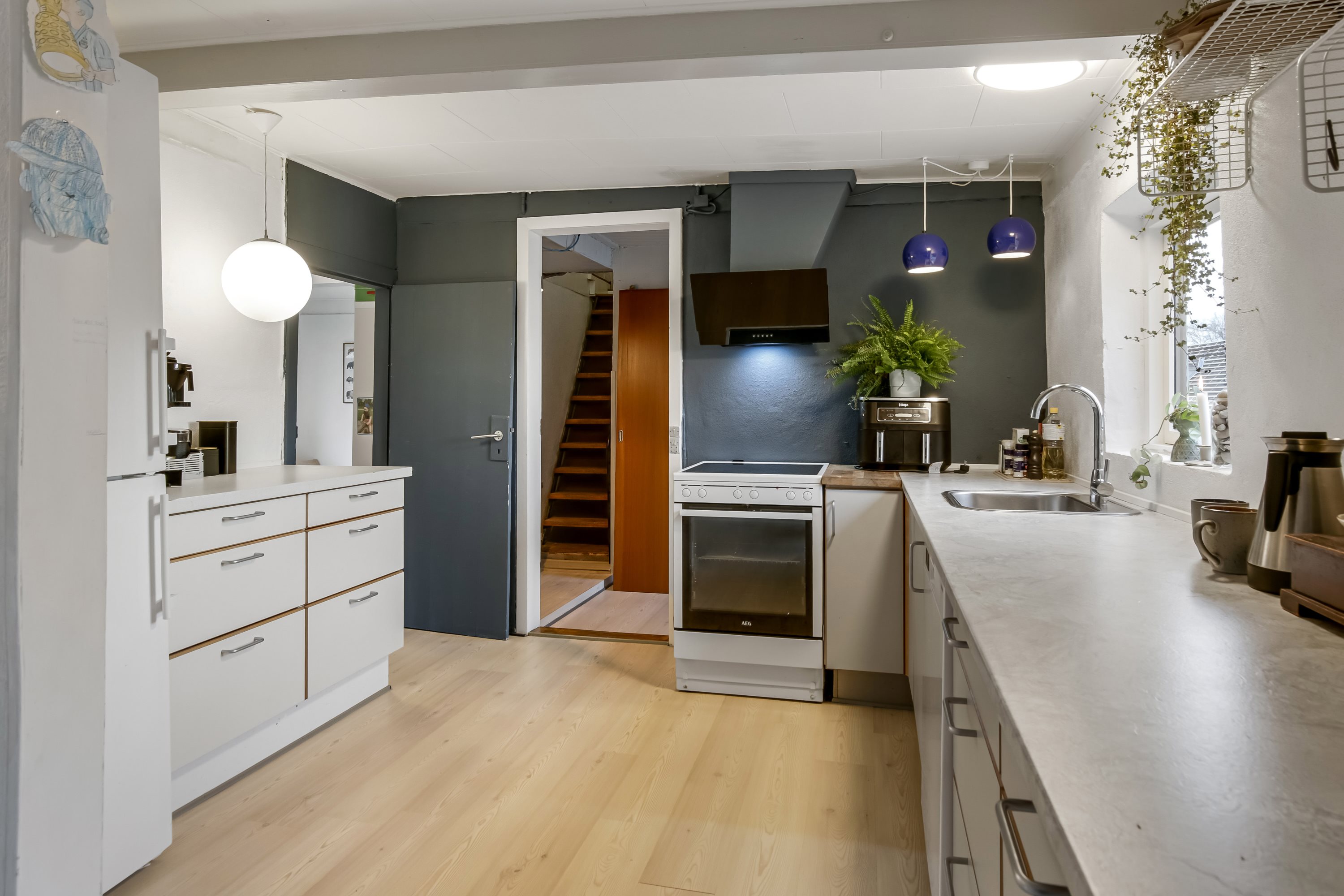 Fremhævet køkken billede i fuldskærmstilstand. Billede af Liltvedvej 40, Liltved, 8963 Auning