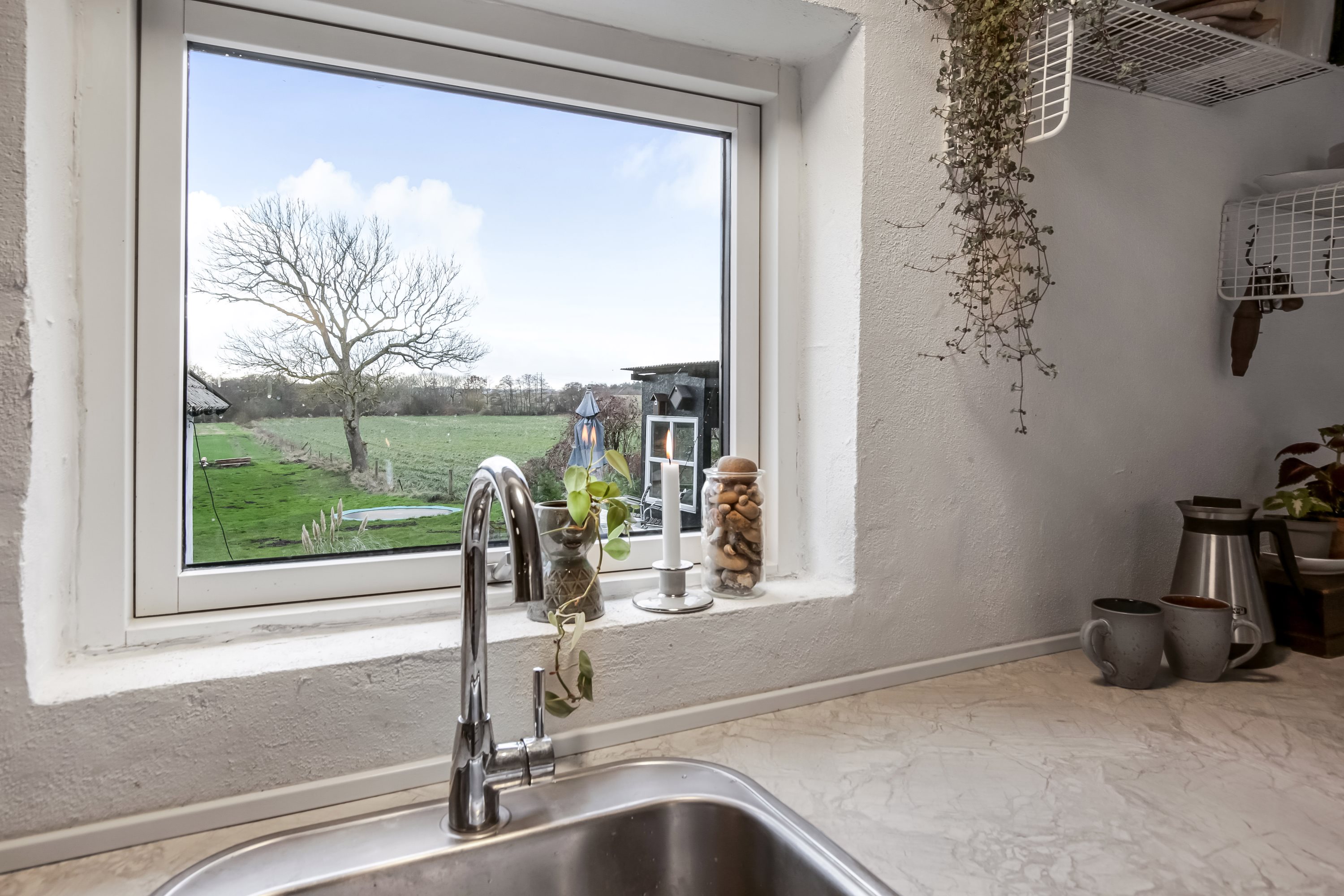 Fremhævet køkken billede i fuldskærmstilstand. Billede af Liltvedvej 40, Liltved, 8963 Auning