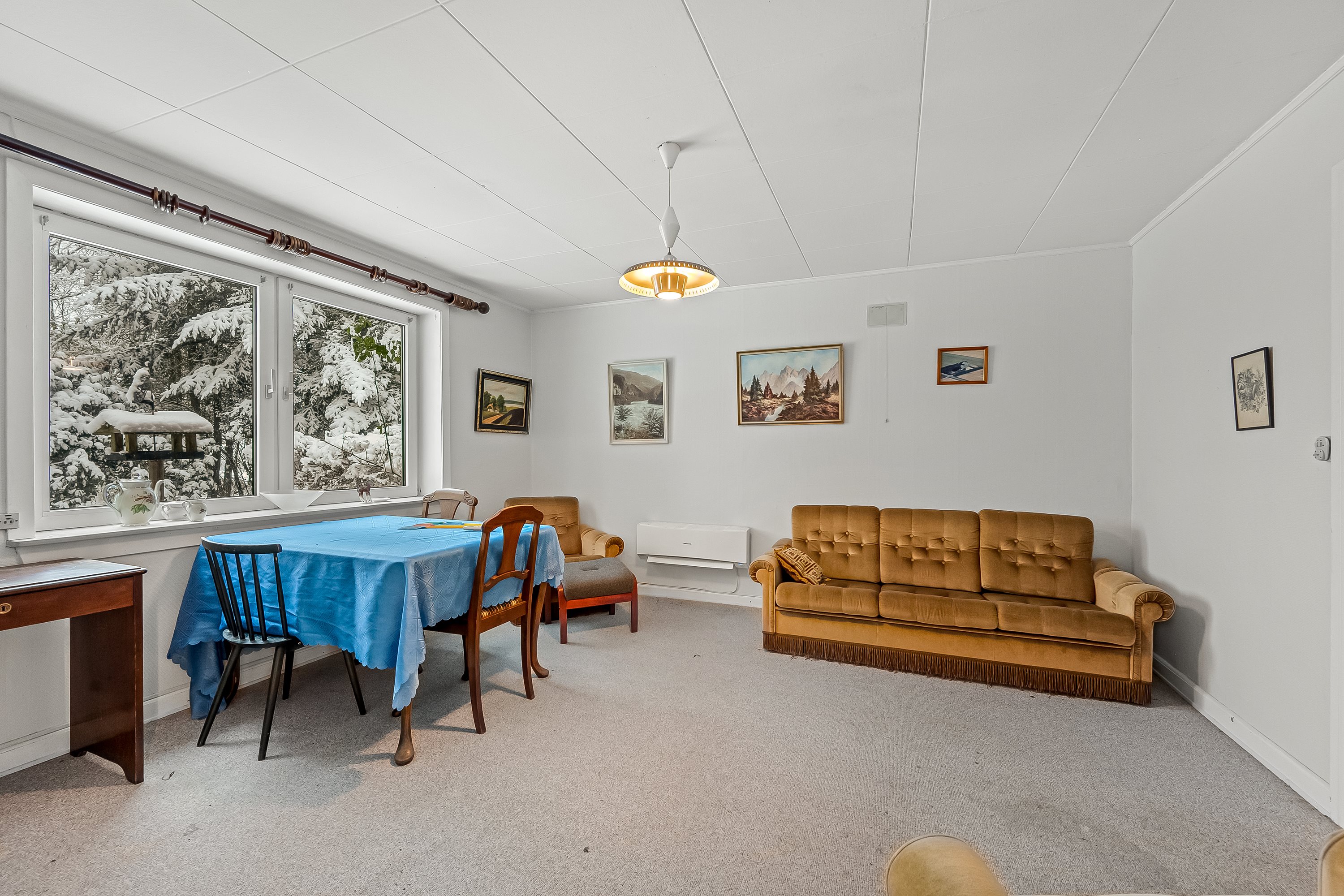 Fremhævet stue billede i fuldskærmstilstand. Billede af Hestkærvej 17, Finderup, 6900 Skjern