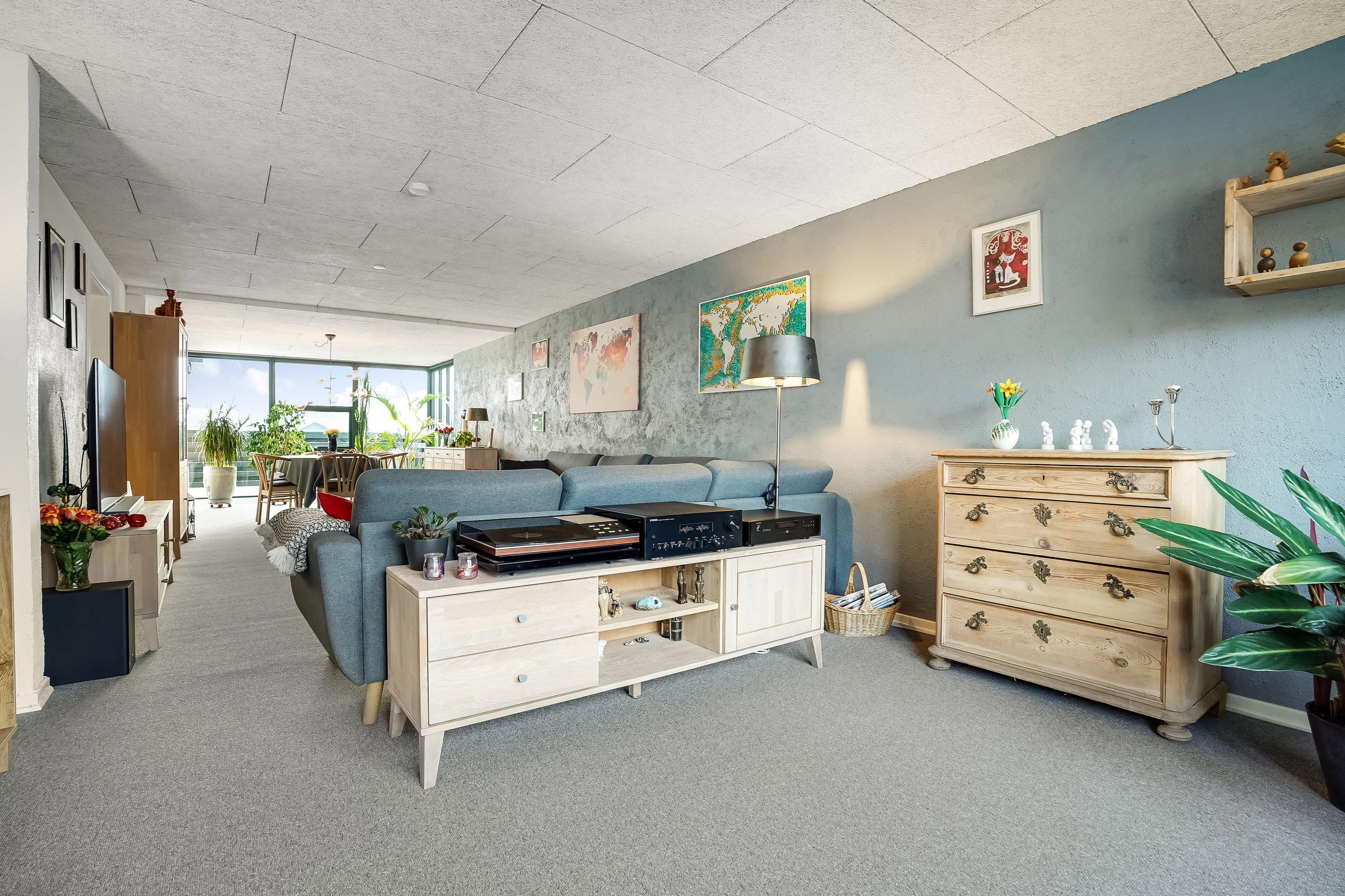 Fremhævet stue billede i fuldskærmstilstand. Billede af Langgade 53, 7321 Gadbjerg