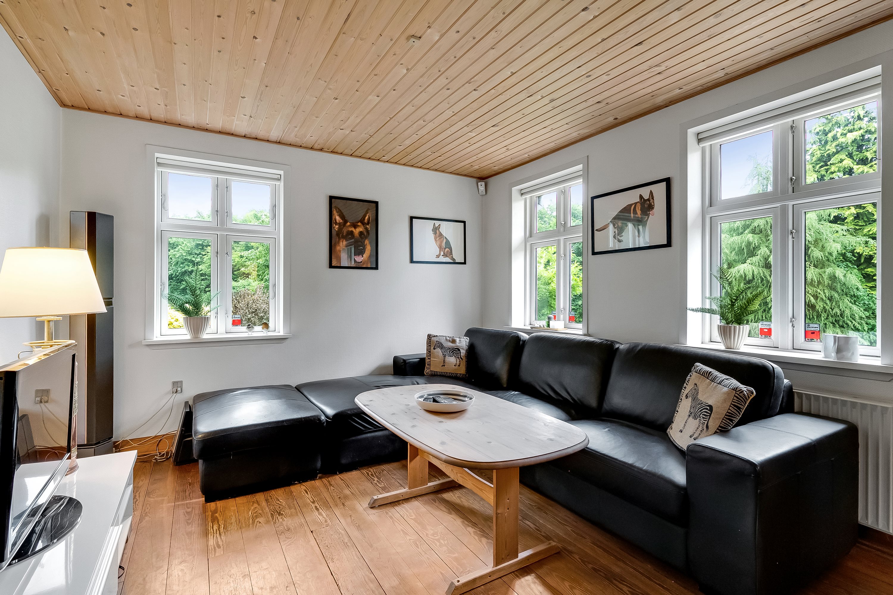 Fremhævet  billede i fuldskærmstilstand. Billede af Knaplundvej 3, 7270 Stakroge