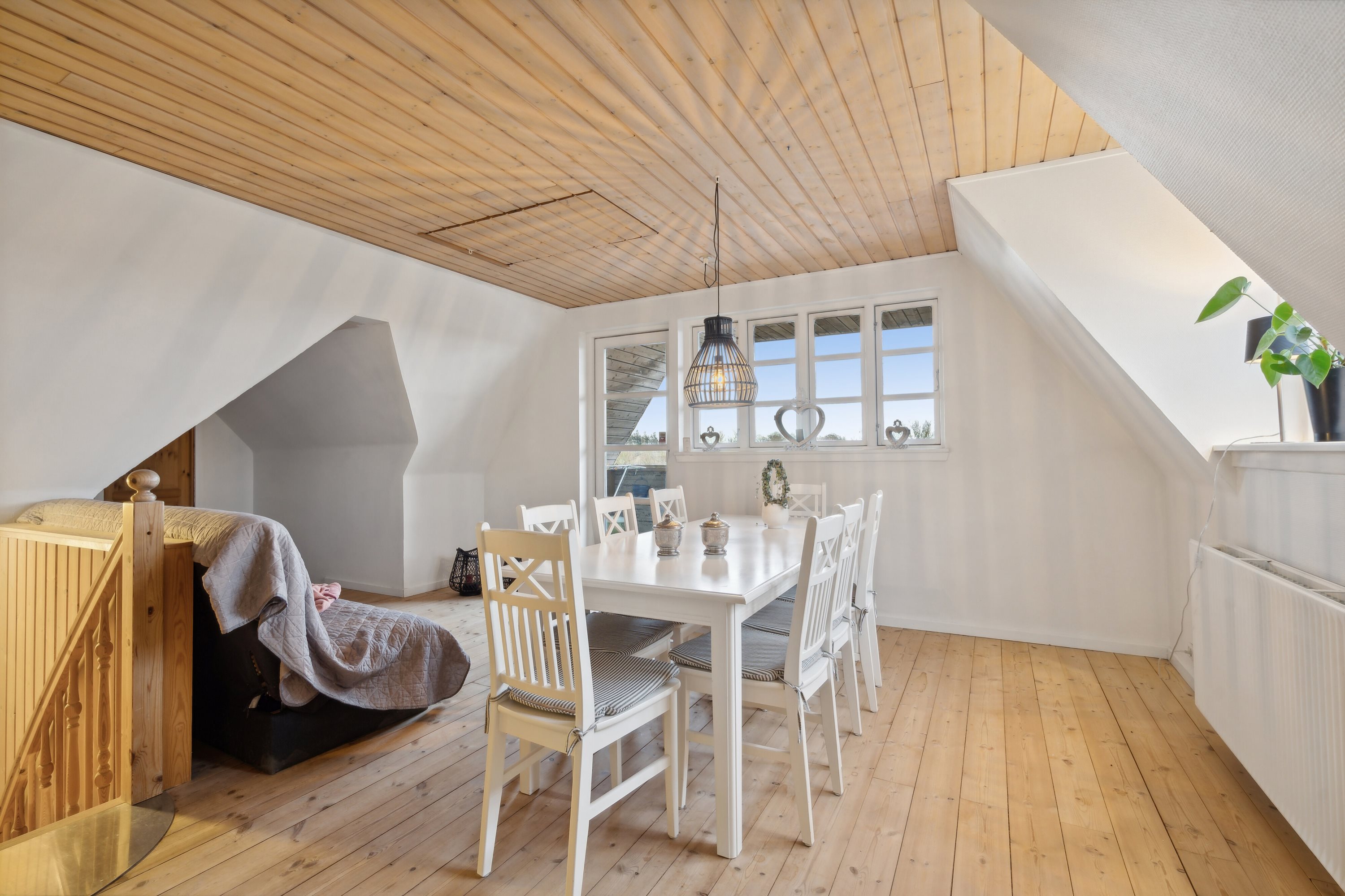 Fremhævet spisestue billede i fuldskærmstilstand. Billede af Assensvej 133, Nybølle, 5750 Ringe