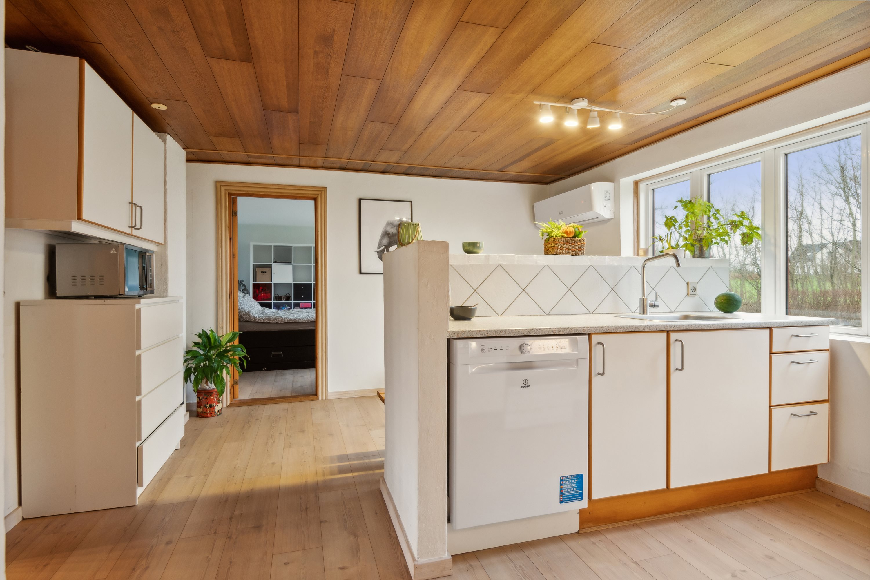 Miniaturebillede 2: køkken. Billede af Grydstedvej 55A, Tyrrestrup, 9240 Nibe