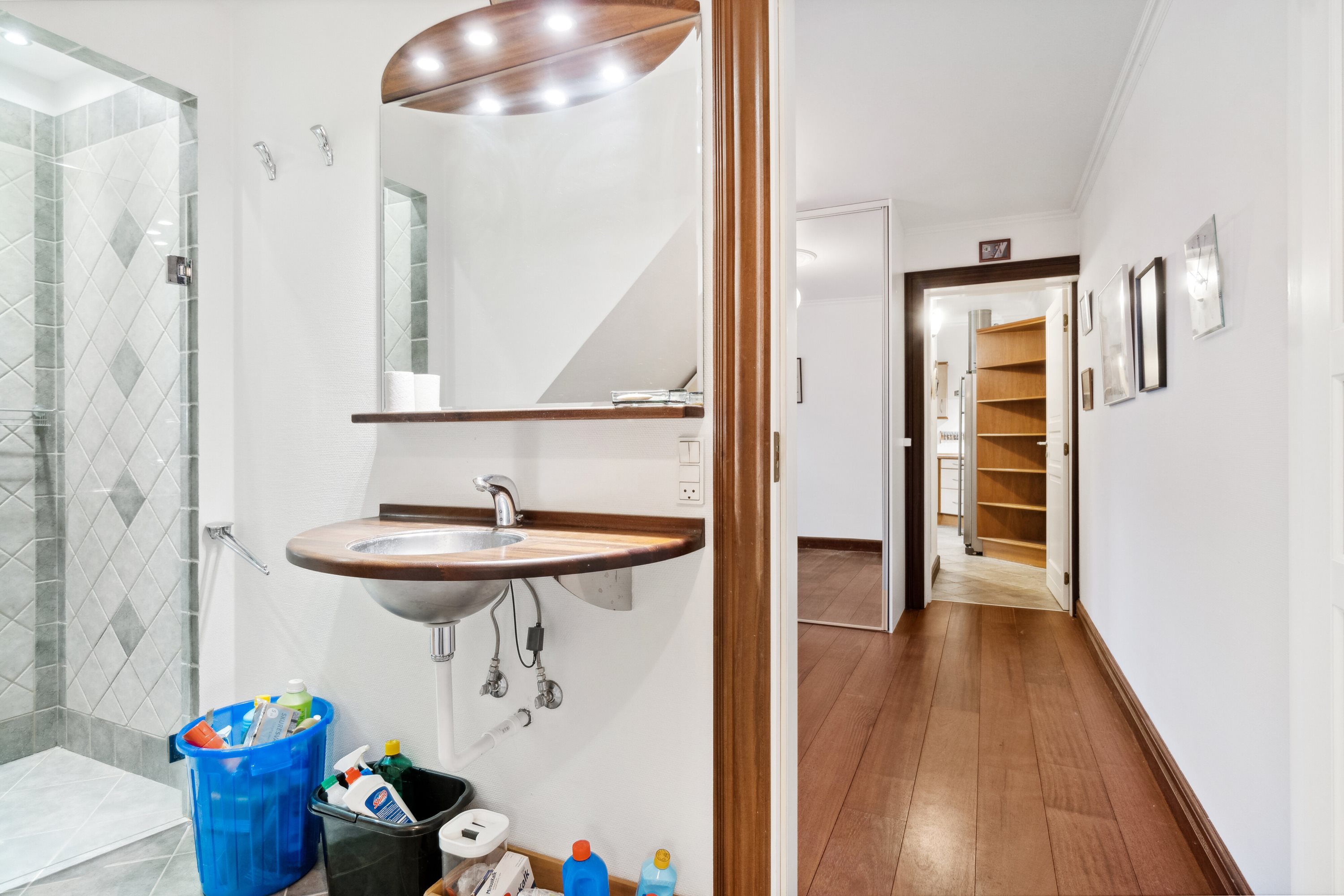 Fremhævet badeværelse billede i fuldskærmstilstand. Billede af Slotsgade 6A, st.., 4200 Slagelse