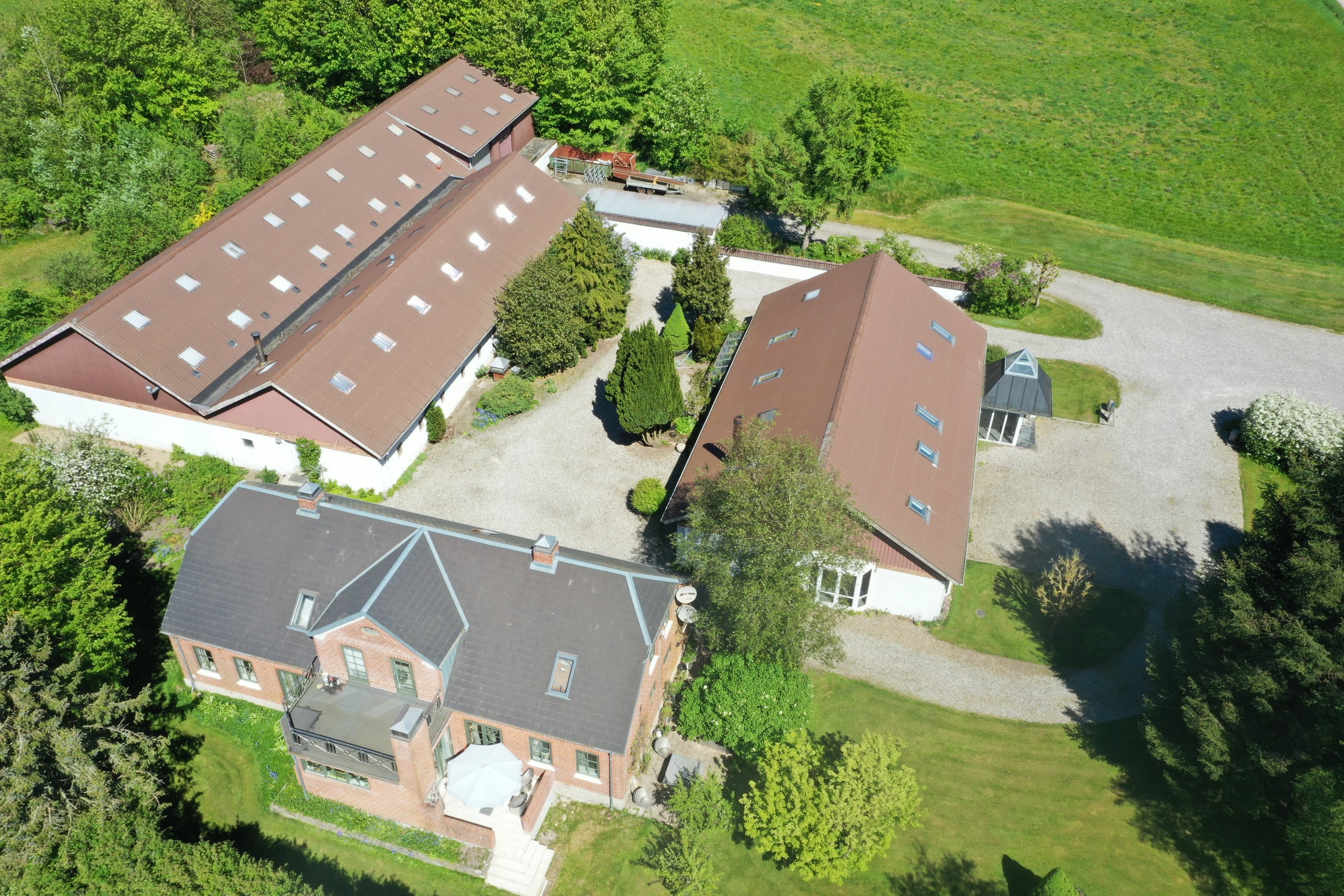 Miniaturebillede 2: luftfoto. Billede af Hvalpsundvej 20, 9610 Nørager