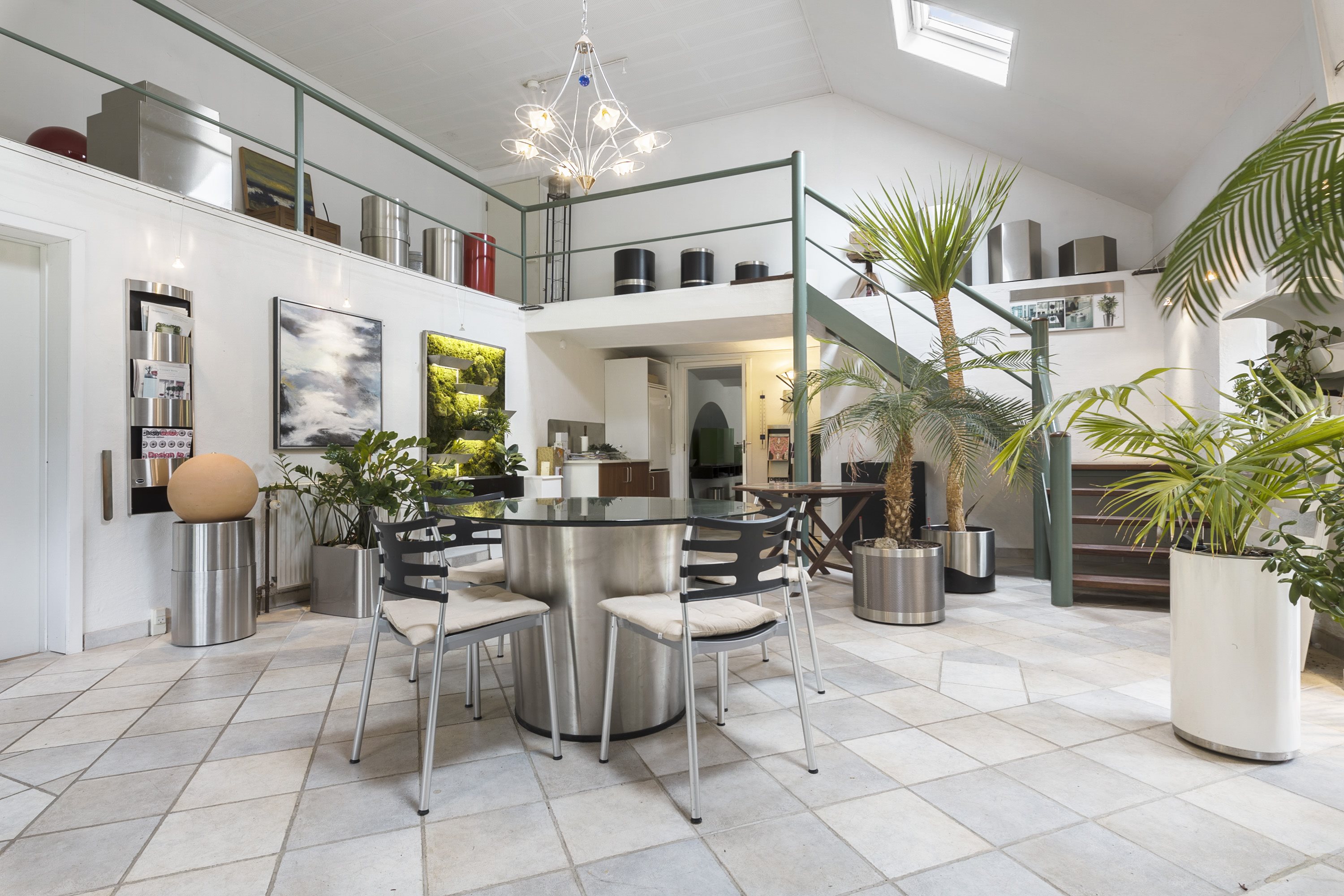 Fremhævet kontor billede i fuldskærmstilstand. Billede af Hvalpsundvej 20, 9610 Nørager