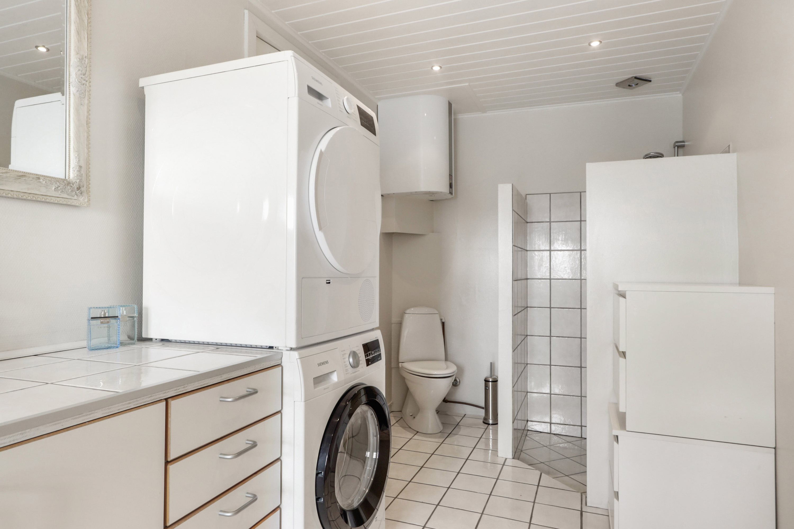 Fremhævet badeværelse billede i fuldskærmstilstand. Billede af Solskinsvej 1, Jørgensø Strand, 5450 Otterup