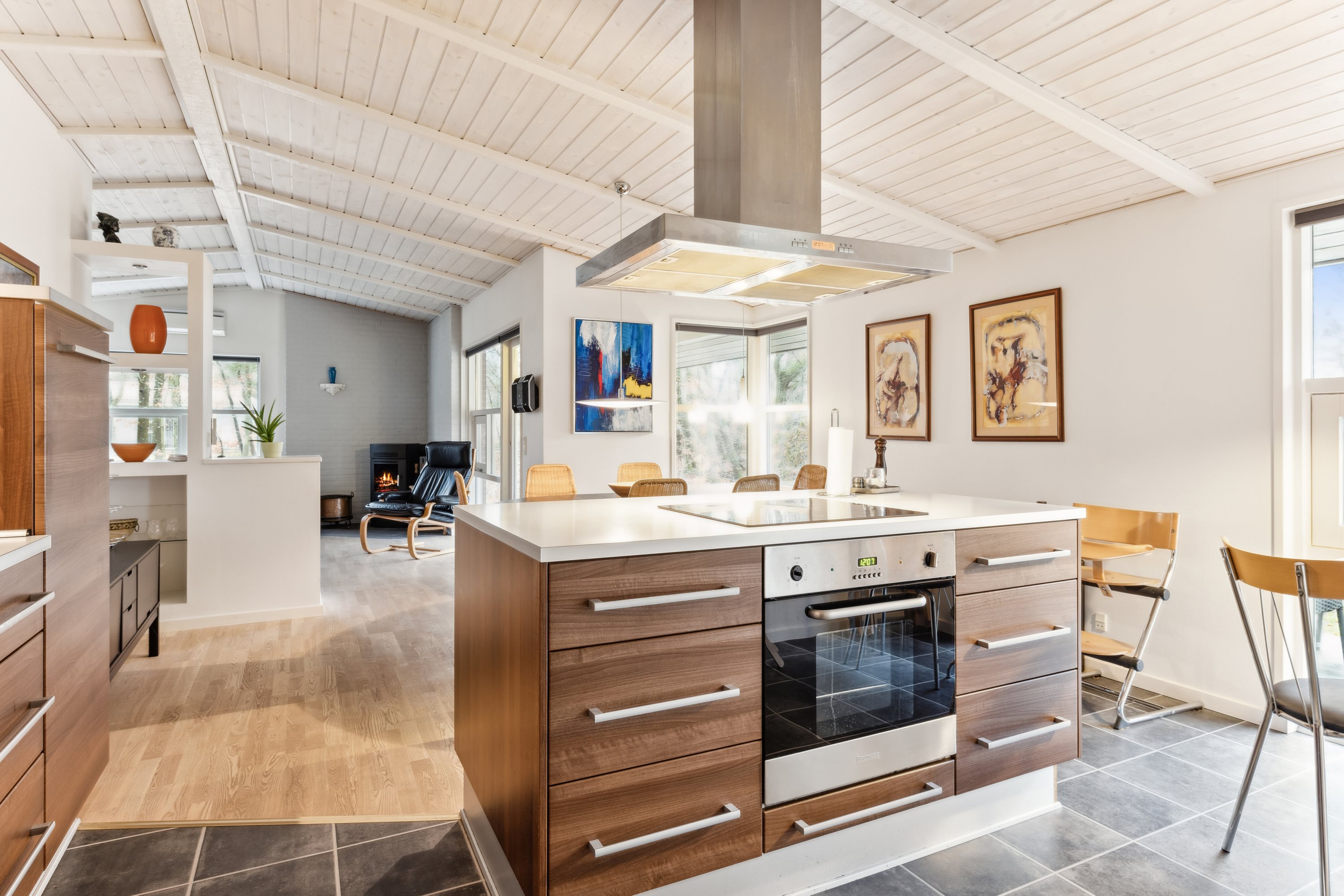 Fremhævet køkken billede i fuldskærmstilstand. Billede af Kalvehavestien 13, Fjellerup Strand, 8585 Glesborg