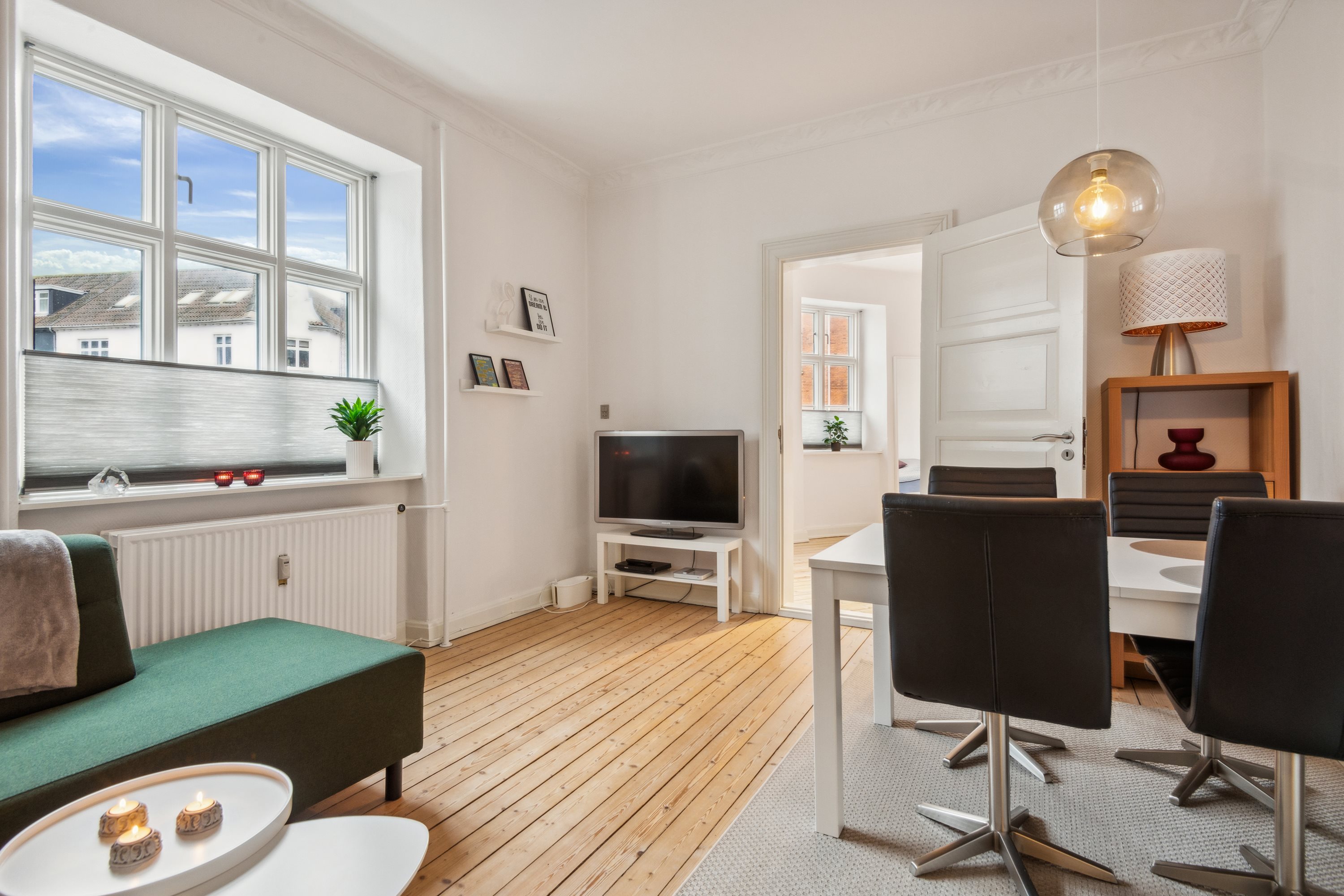 Miniaturebillede 2: stue. Billede af Finlandsgade 12, st.. tv., 9000 Aalborg