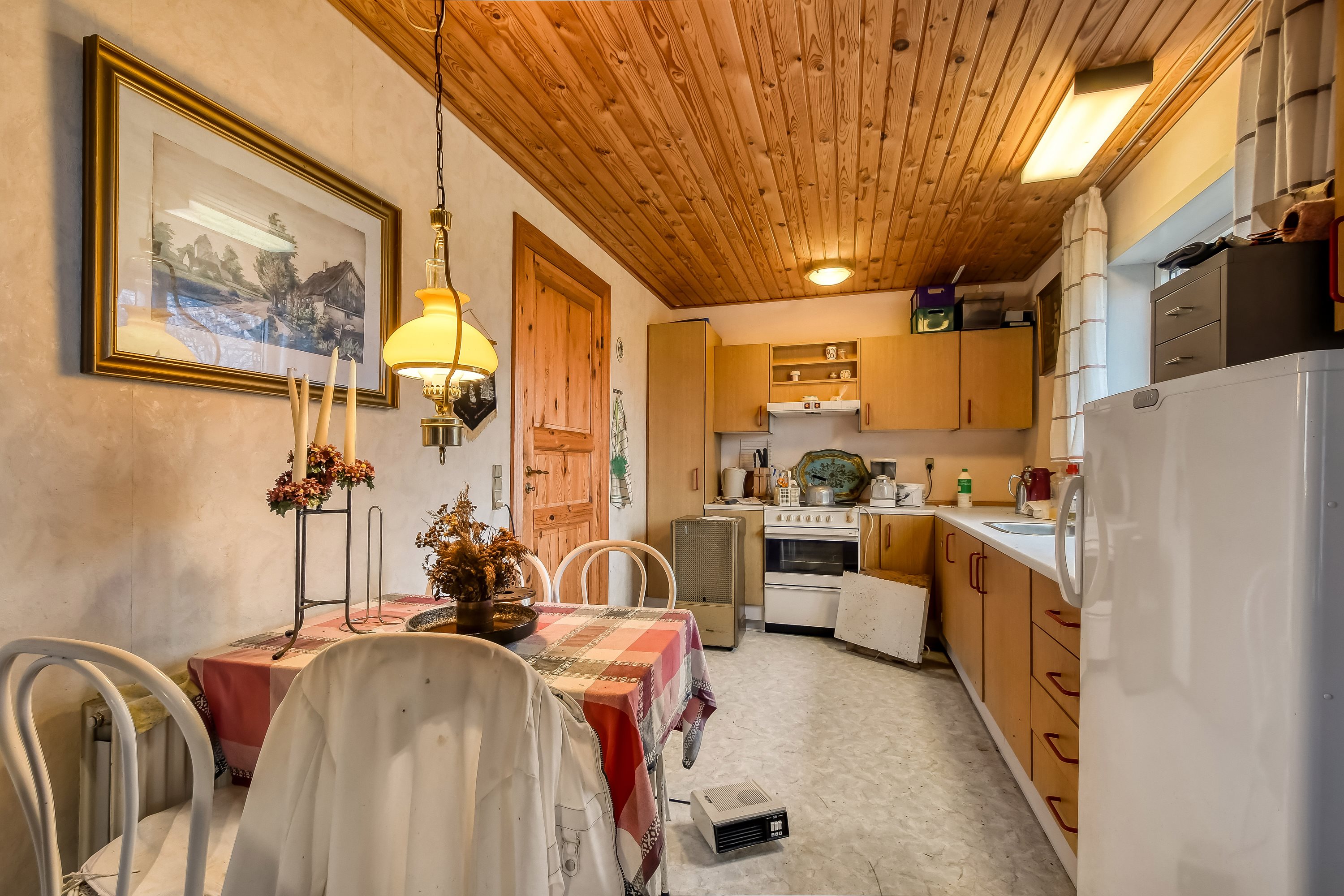 Fremhævet køkken billede i fuldskærmstilstand. Billede af Kragelundvej 2, Hjerm, 7830 Vinderup