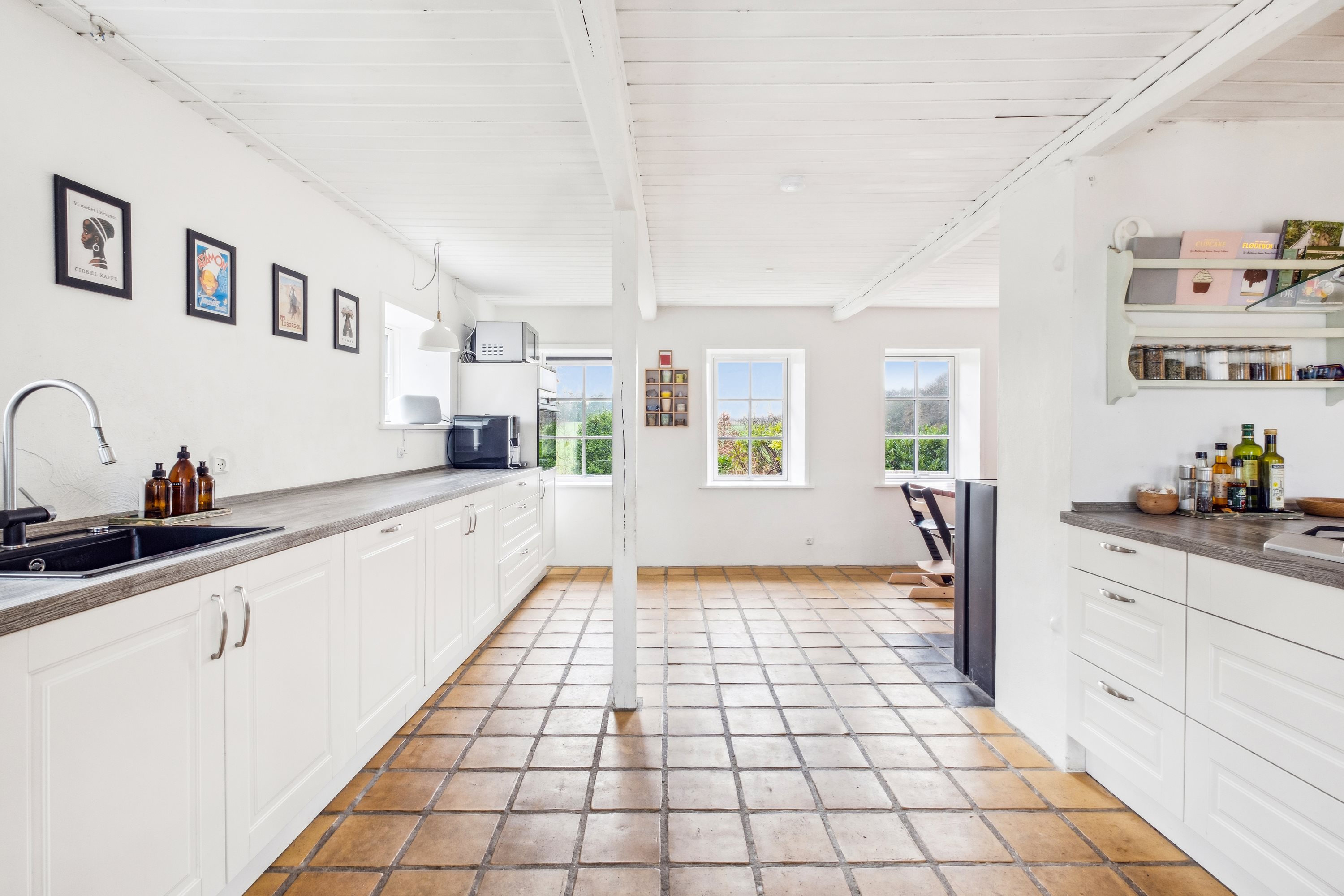 Fremhævet køkken billede i fuldskærmstilstand. Billede af Troldemosevej 78, Korsø, 9620 Aalestrup