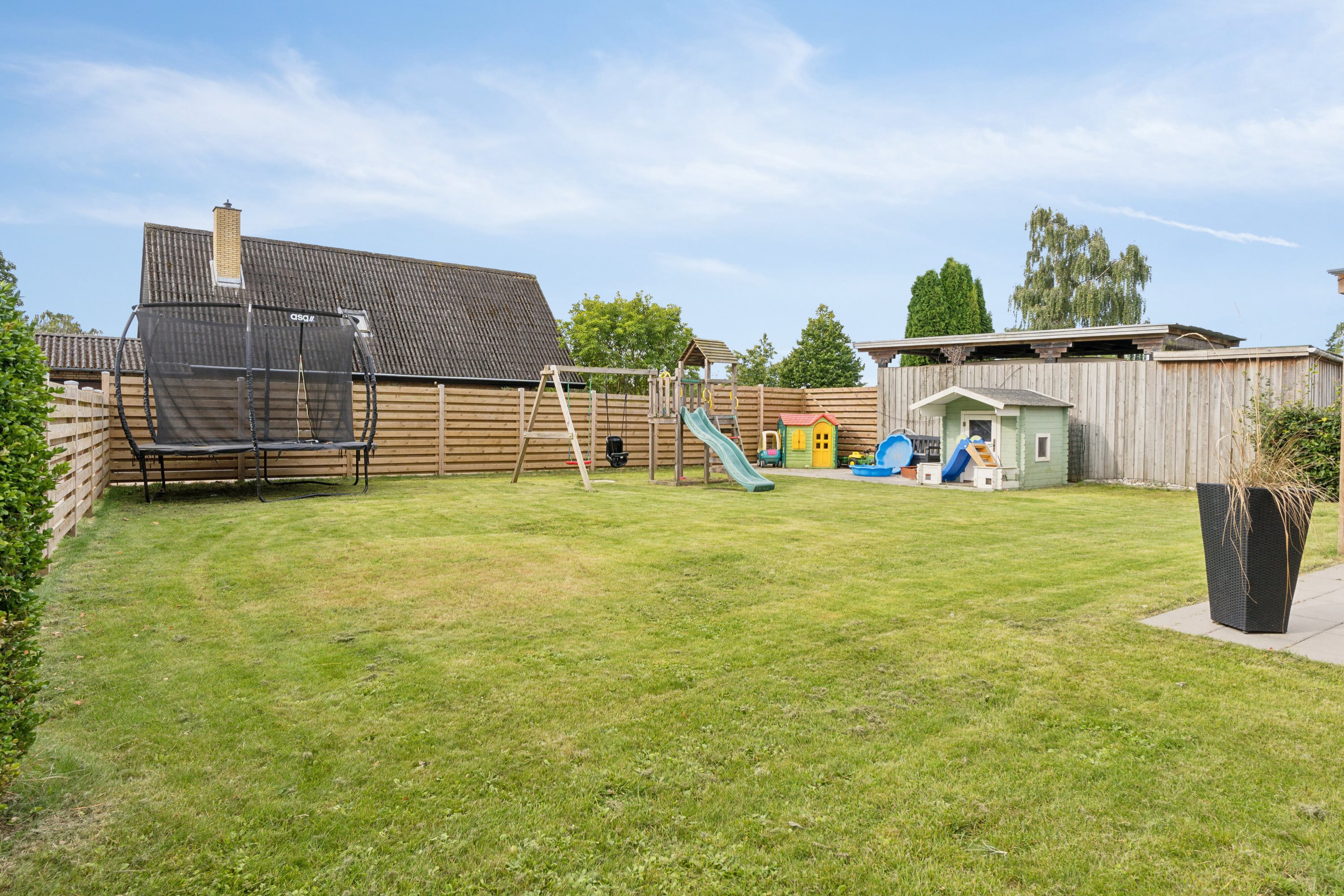 Fremhævet udendørs billede i fuldskærmstilstand. Billede af Lærkevej 15, Rolfsted, 5863 Ferritslev Fyn