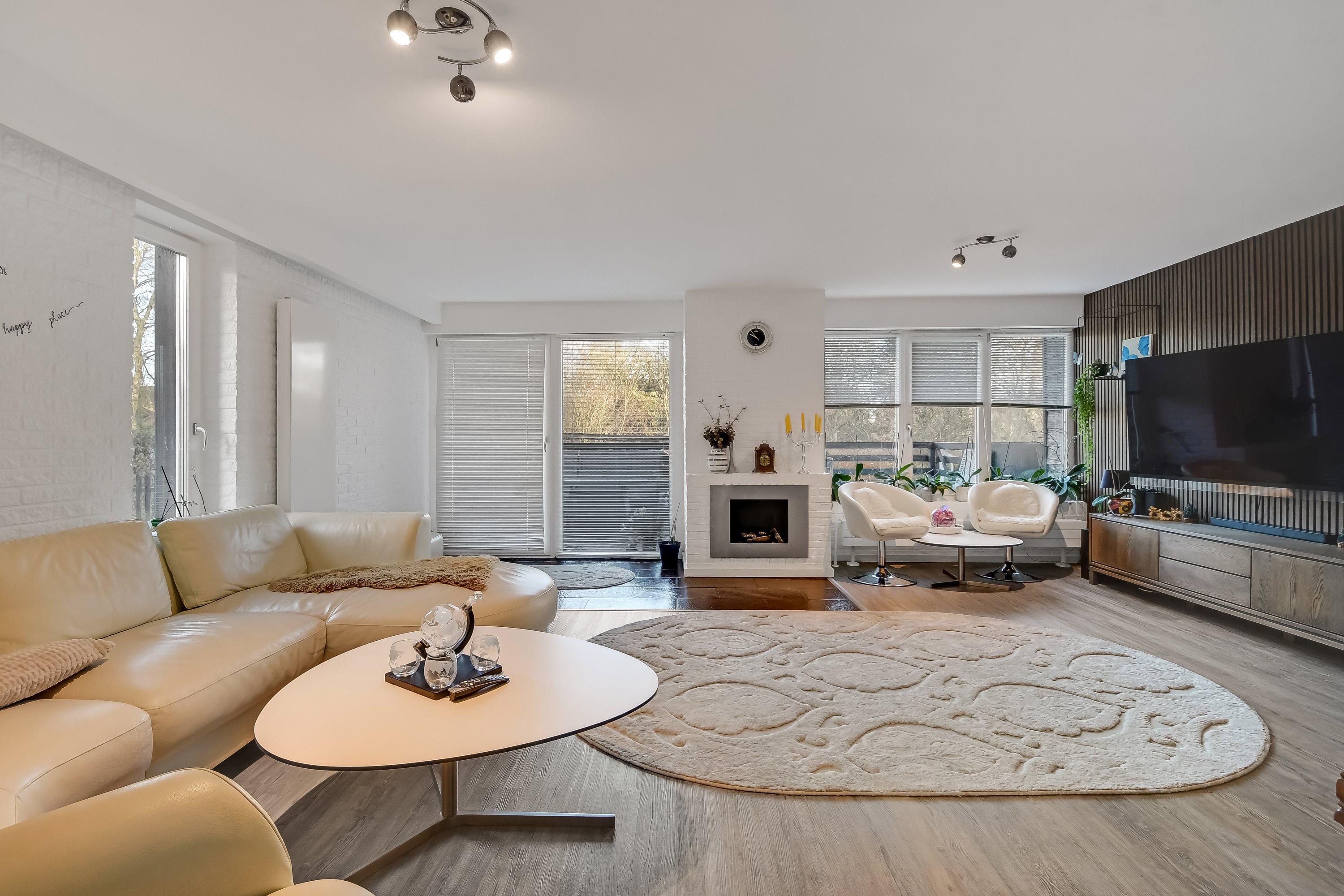 Fremhævet stue billede i fuldskærmstilstand. Billede af Nørmarkvej 8, 7600 Struer