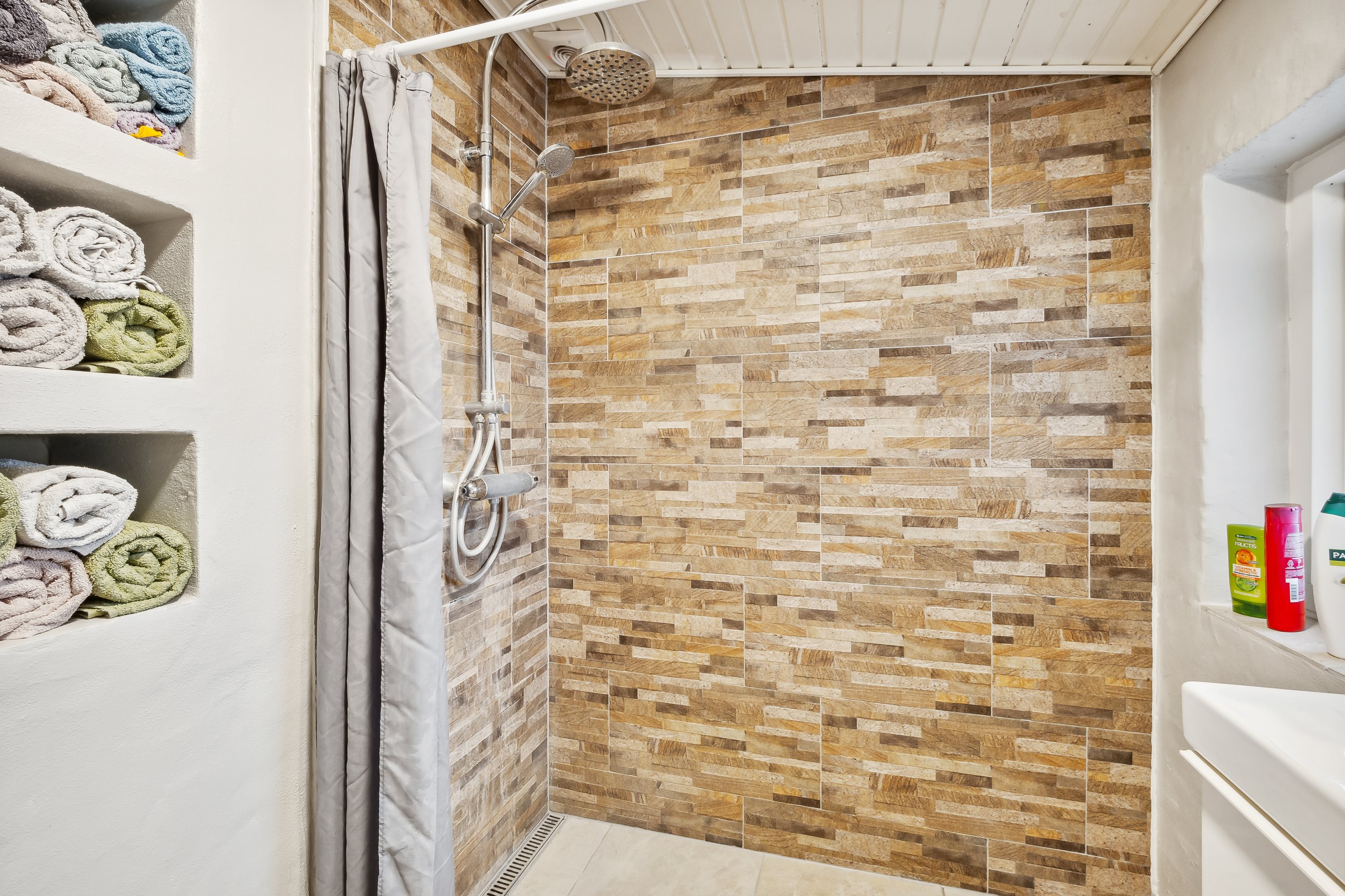 Fremhævet værelse billede i fuldskærmstilstand. Billede af Præstbrovej 277, Øster Jølby, 7950 Erslev