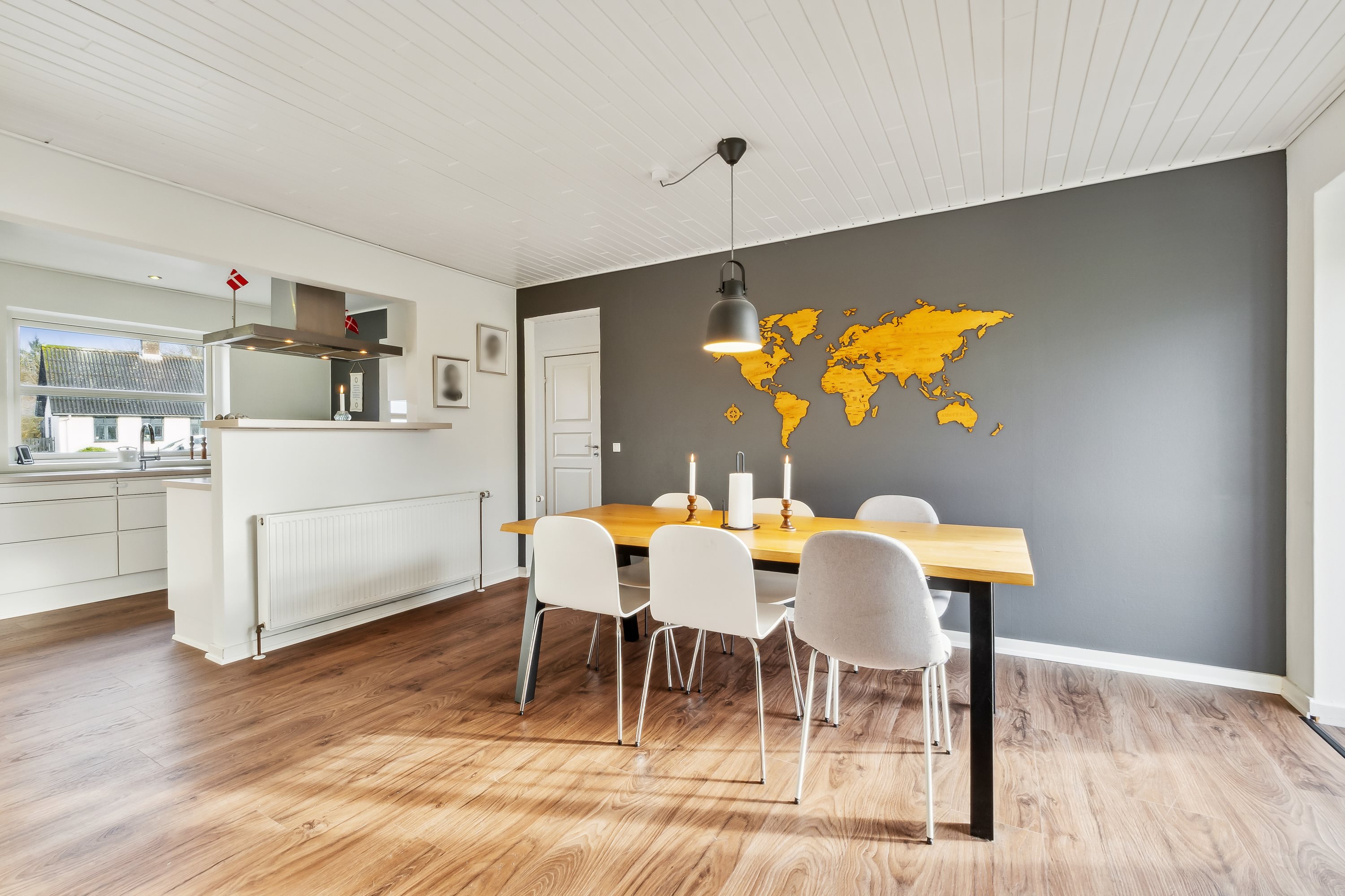 Fremhævet stue billede i fuldskærmstilstand. Billede af Præstbrovej 277, Øster Jølby, 7950 Erslev