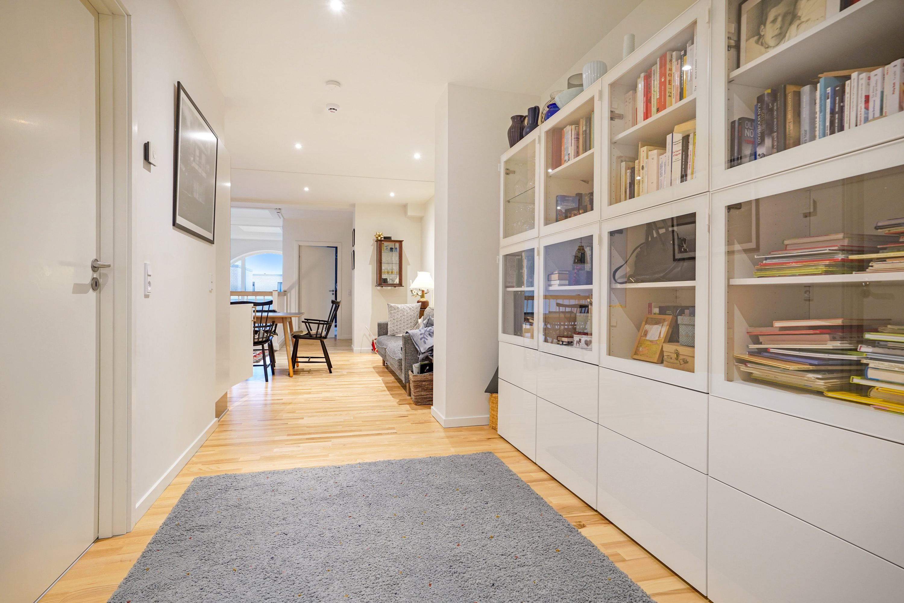 Fremhævet stue billede i fuldskærmstilstand. Billede af Sukkervænget 95B, 1. th., 5000 Odense C