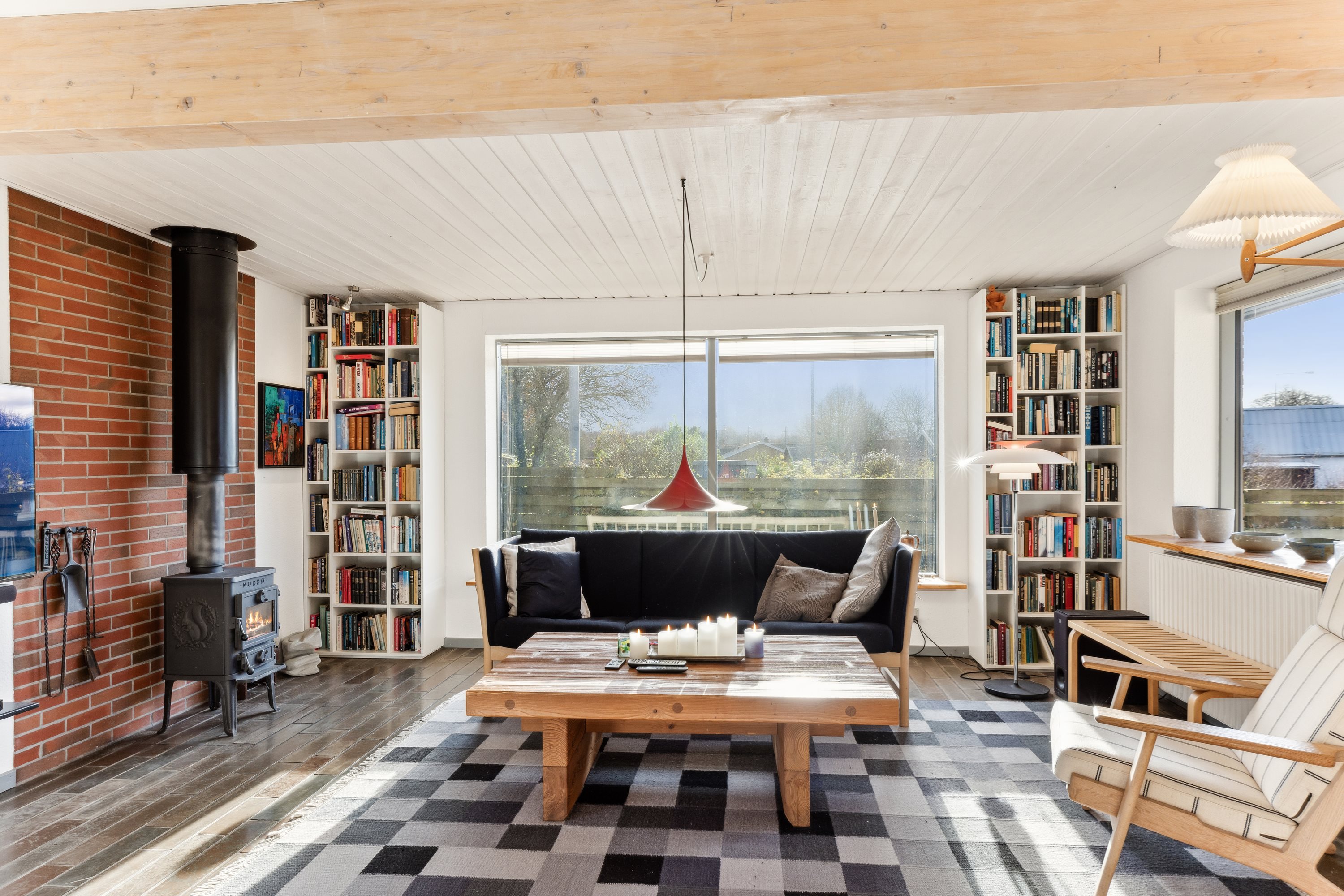 Fremhævet stue billede i fuldskærmstilstand. Billede af Løjtertoft 23, 6430 Nordborg