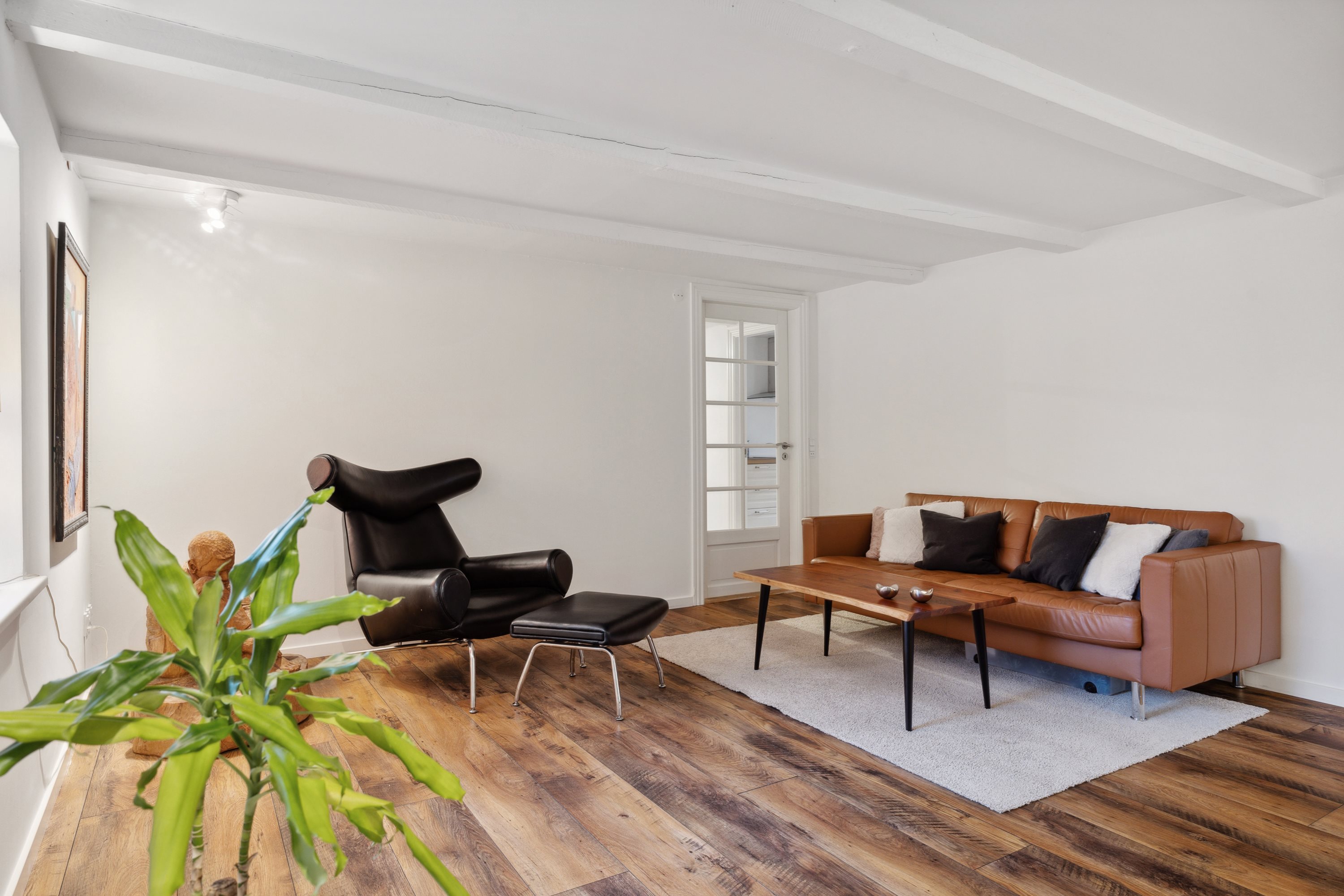 Fremhævet stue billede i fuldskærmstilstand. Billede af Svendborgvej 203, 5600 Faaborg