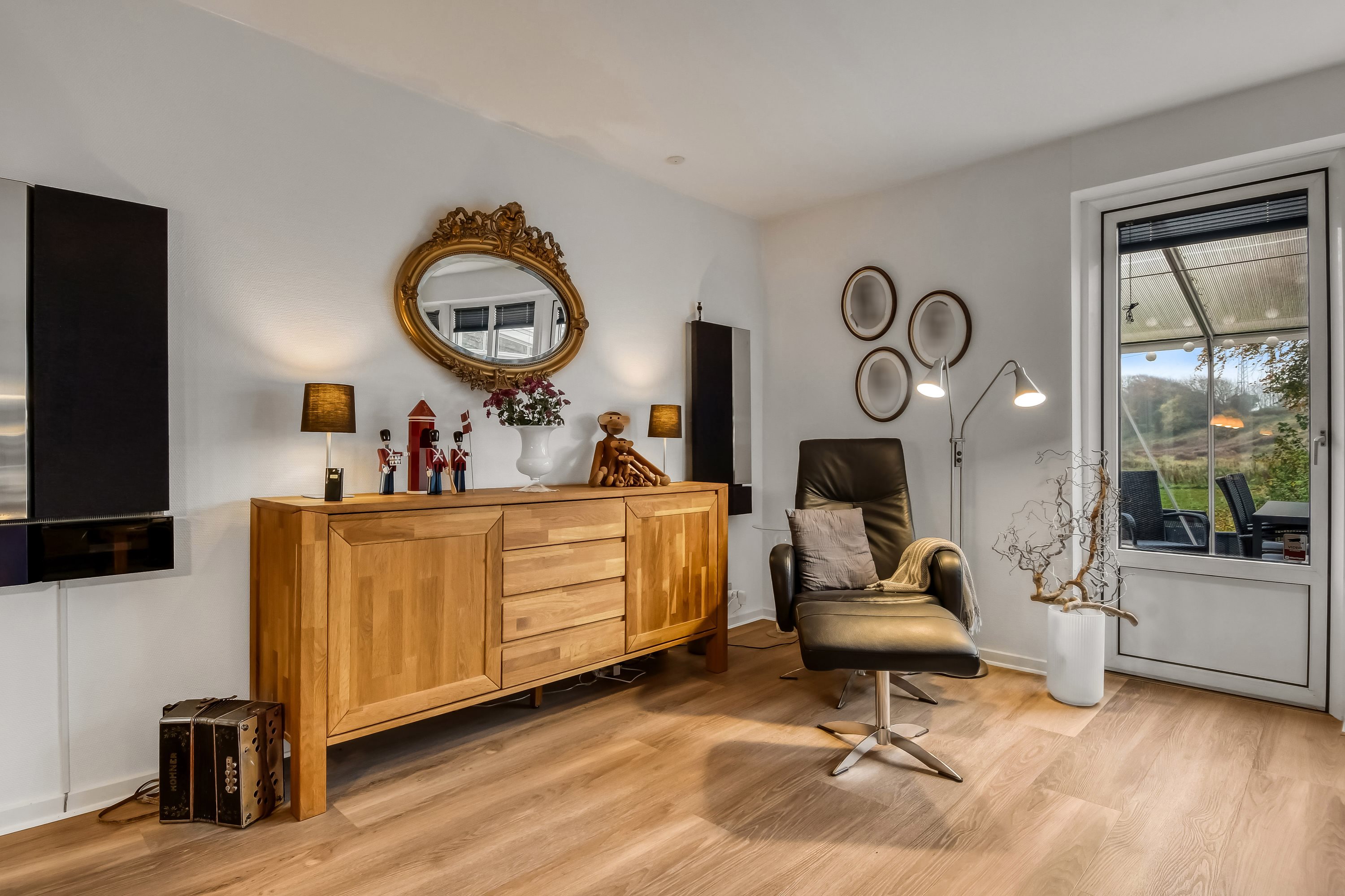 Fremhævet  billede i fuldskærmstilstand. Billede af Lindeborgvej 18, 7560 Hjerm