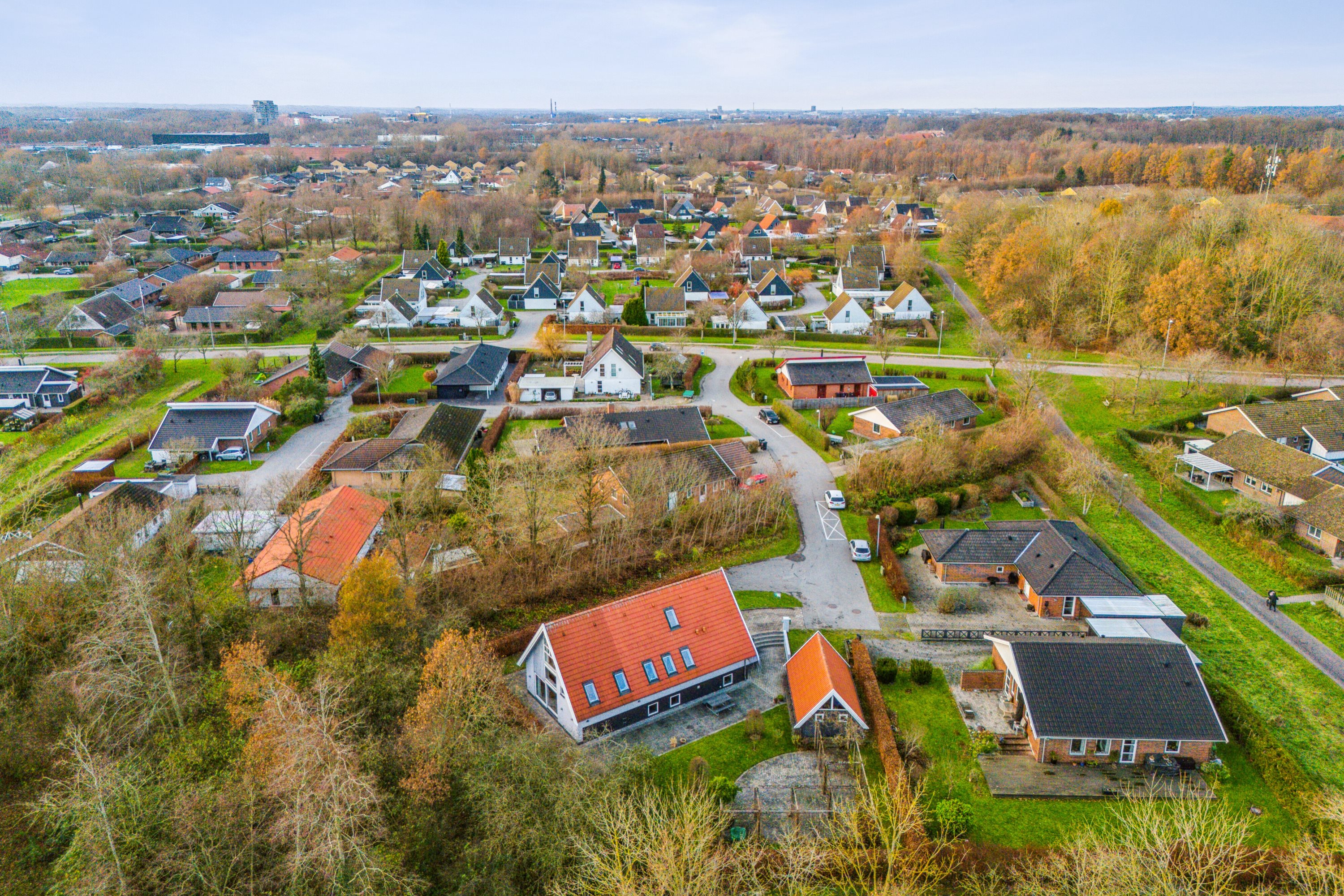Fremhævet luftfoto billede i fuldskærmstilstand. Billede af Ridderhatten 308, Tornbjerg, 5220 Odense SØ