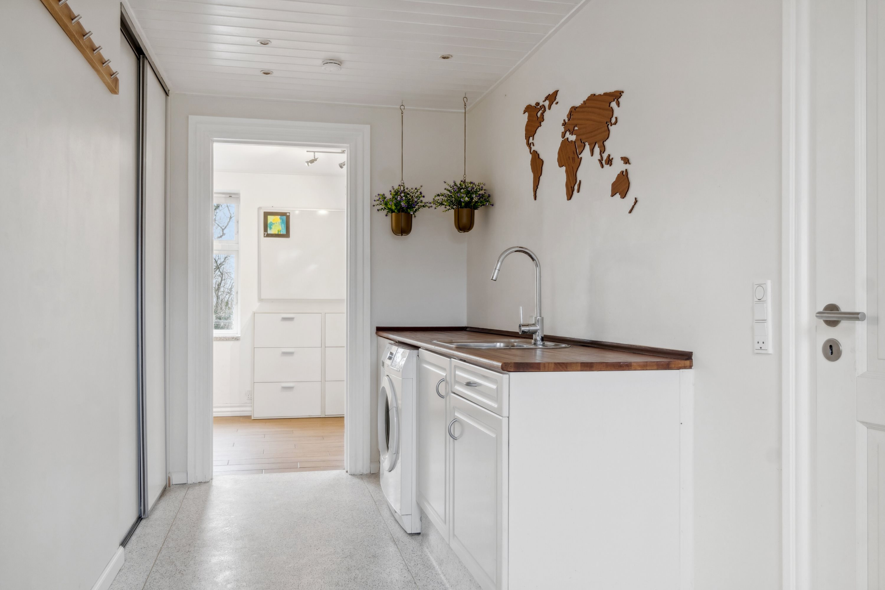 Fremhævet gang billede i fuldskærmstilstand. Billede af Gl. Mårsøvej 11, 4300 Holbæk