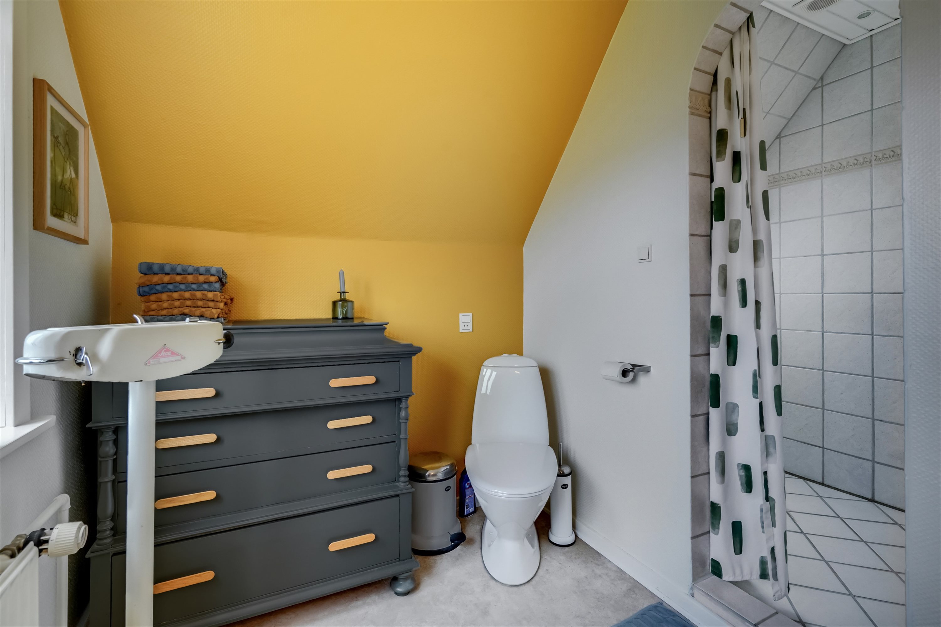 Fremhævet badeværelse billede i fuldskærmstilstand. Billede af Thorsvej 9, 7000 Fredericia