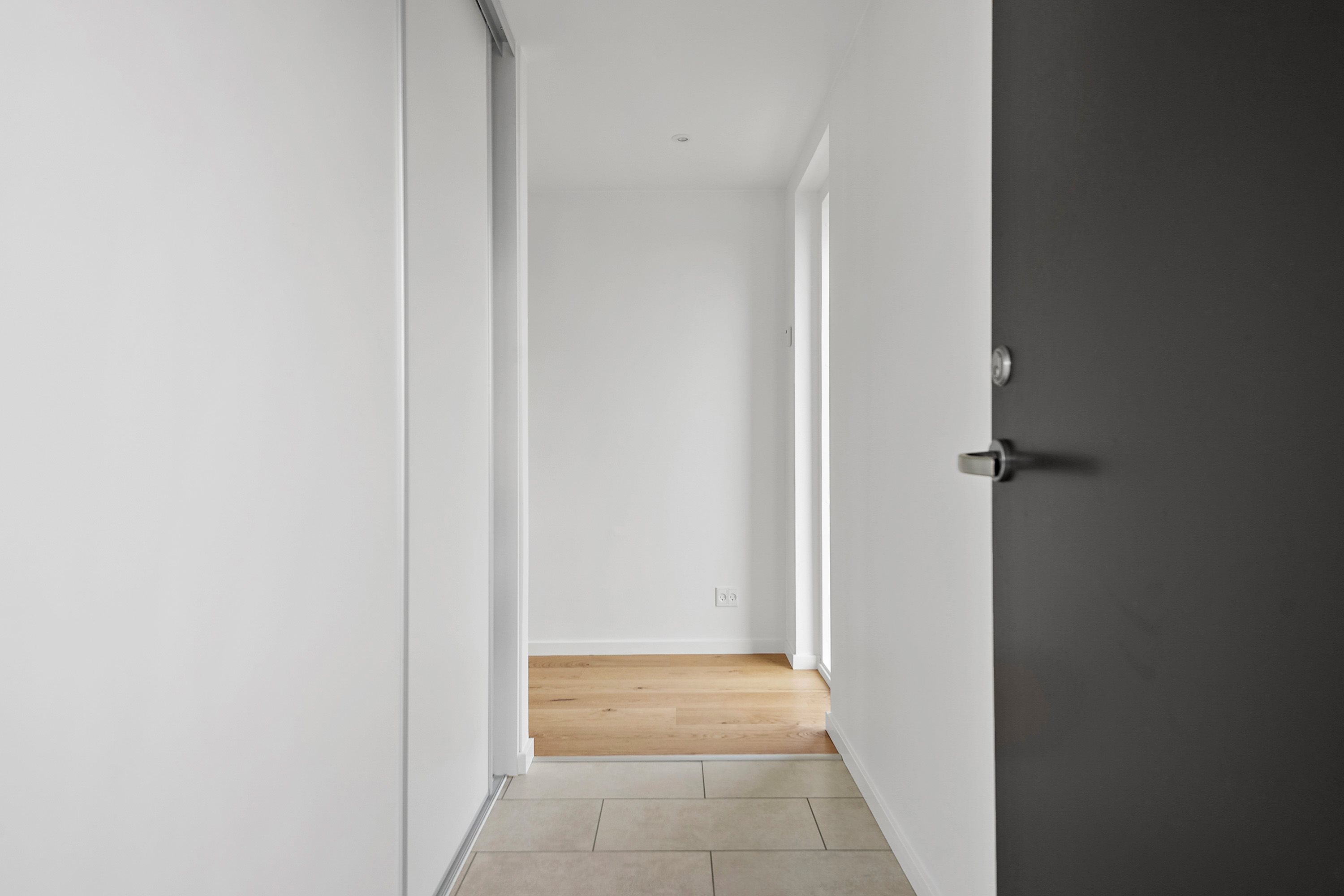 Fremhævet entré billede i fuldskærmstilstand. Billede af Færgebyen 16, 1. 2., Hou, 8300 Odder