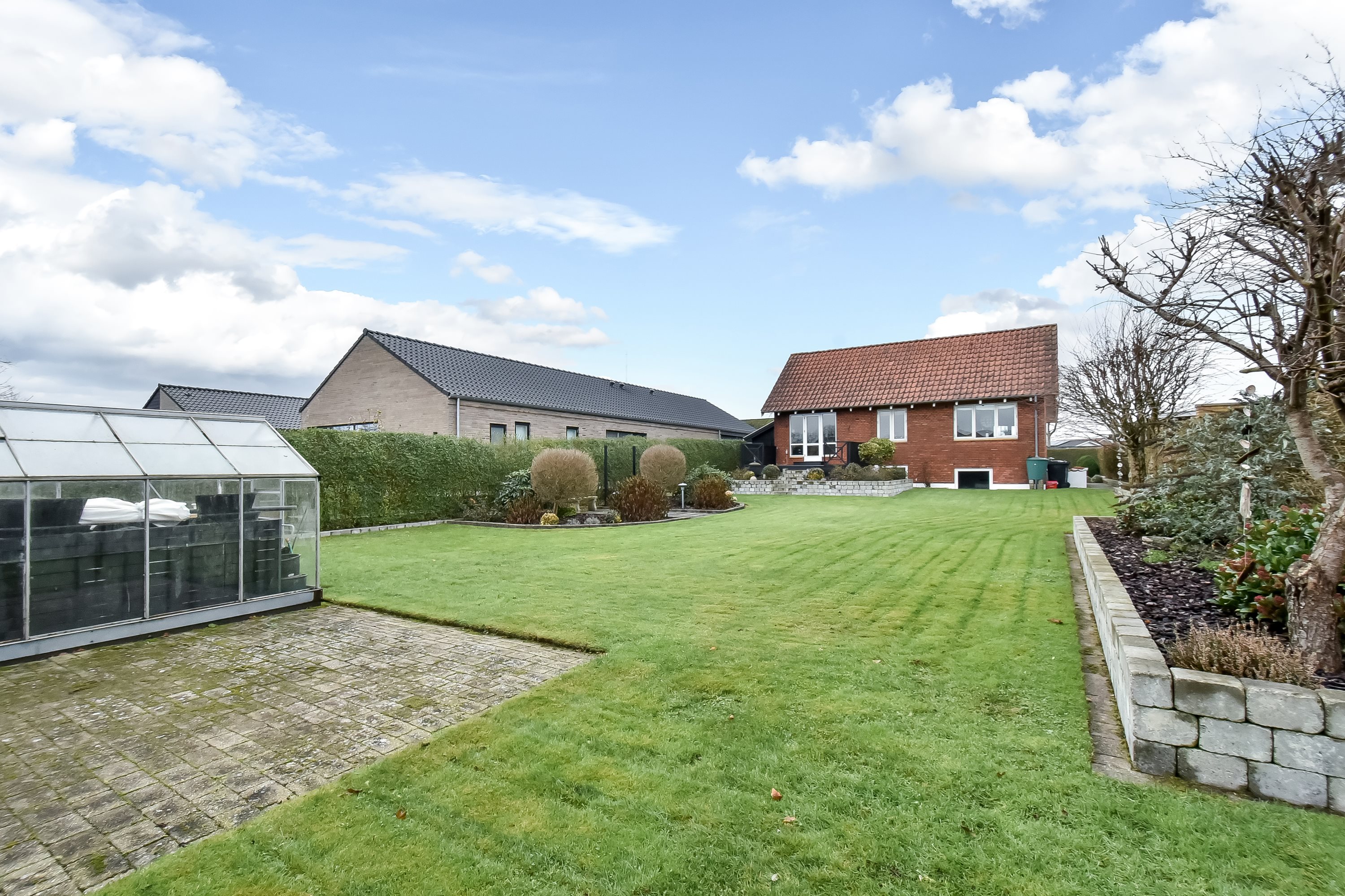 Fremhævet ejendommen billede i fuldskærmstilstand. Billede af Syrenvej 31, 7400 Herning