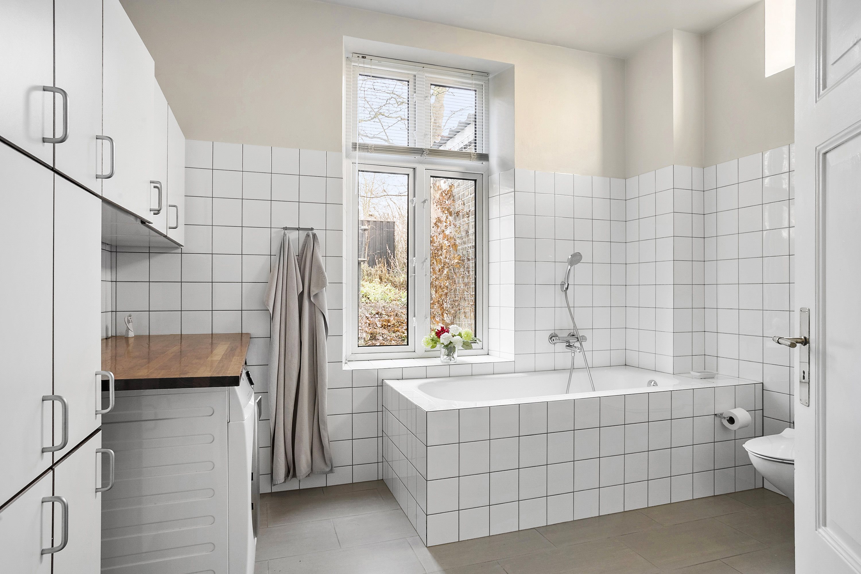 Fremhævet badeværelse billede i fuldskærmstilstand. Billede af Laurids Skaus Gade 10, 6100 Haderslev