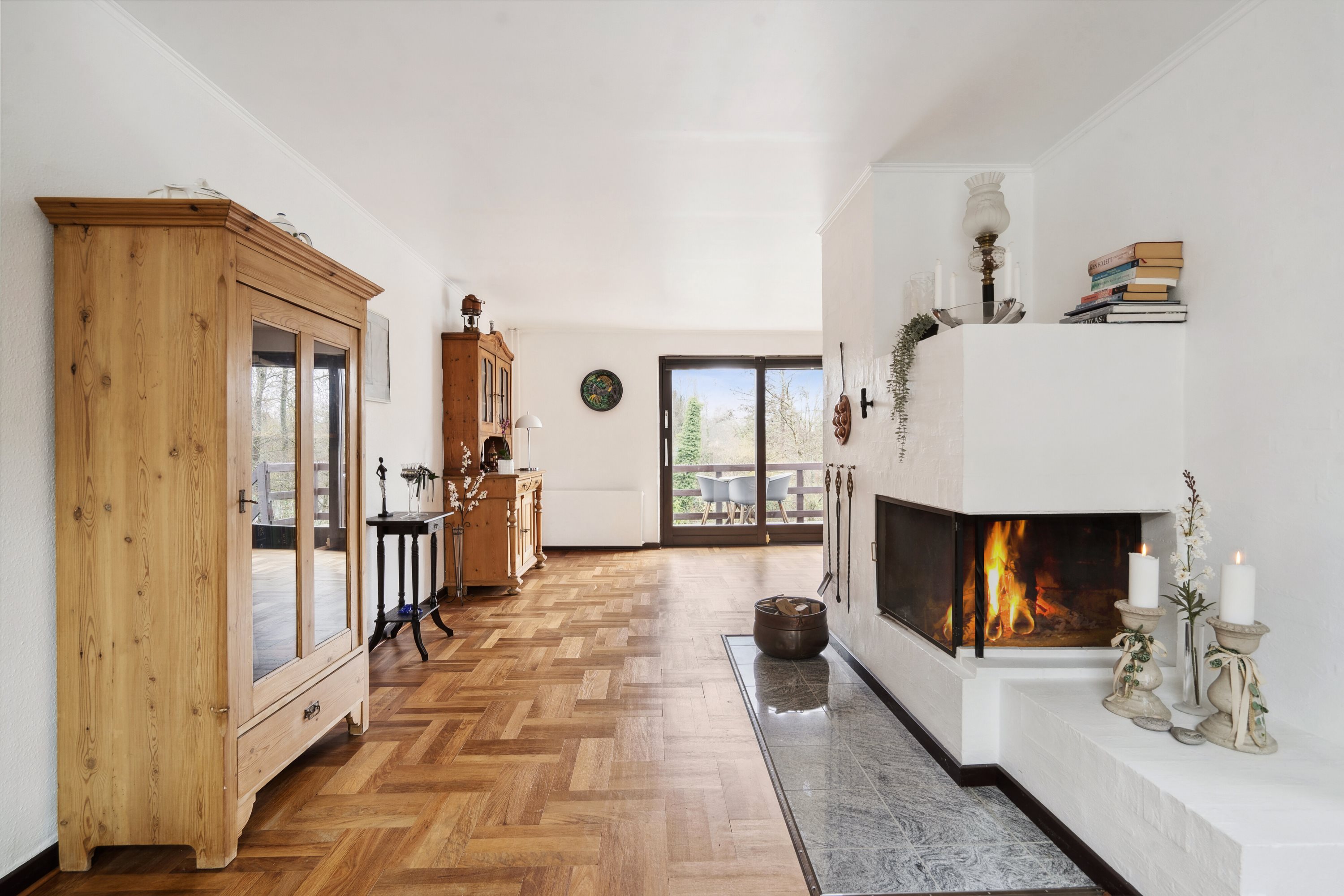 Fremhævet pejsestue billede i fuldskærmstilstand. Billede af Sdr. Boulevard 248, 5000 Odense C