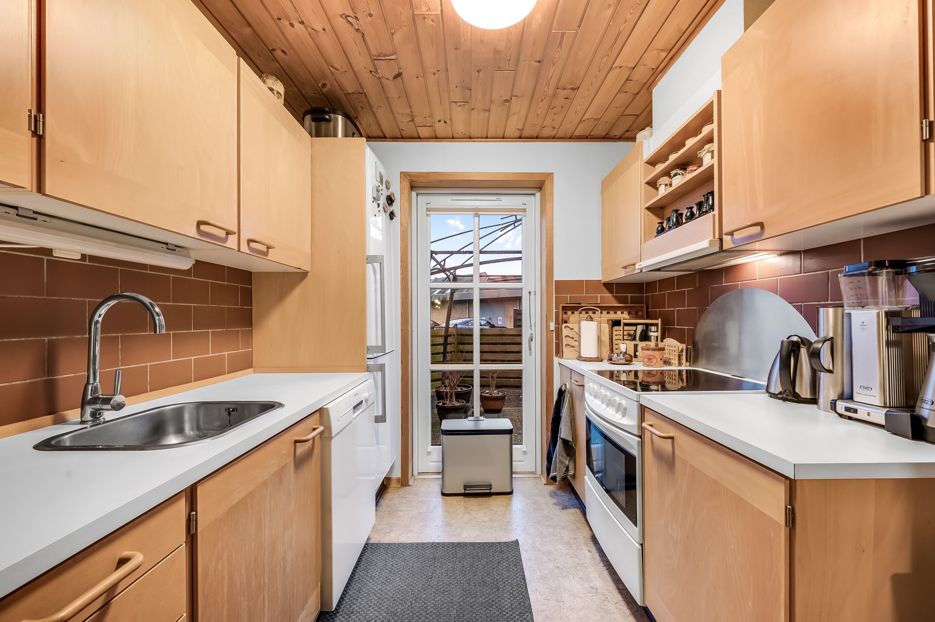 Fremhævet køkken billede i fuldskærmstilstand. Billede af Tømmergården 20, 6900 Skjern