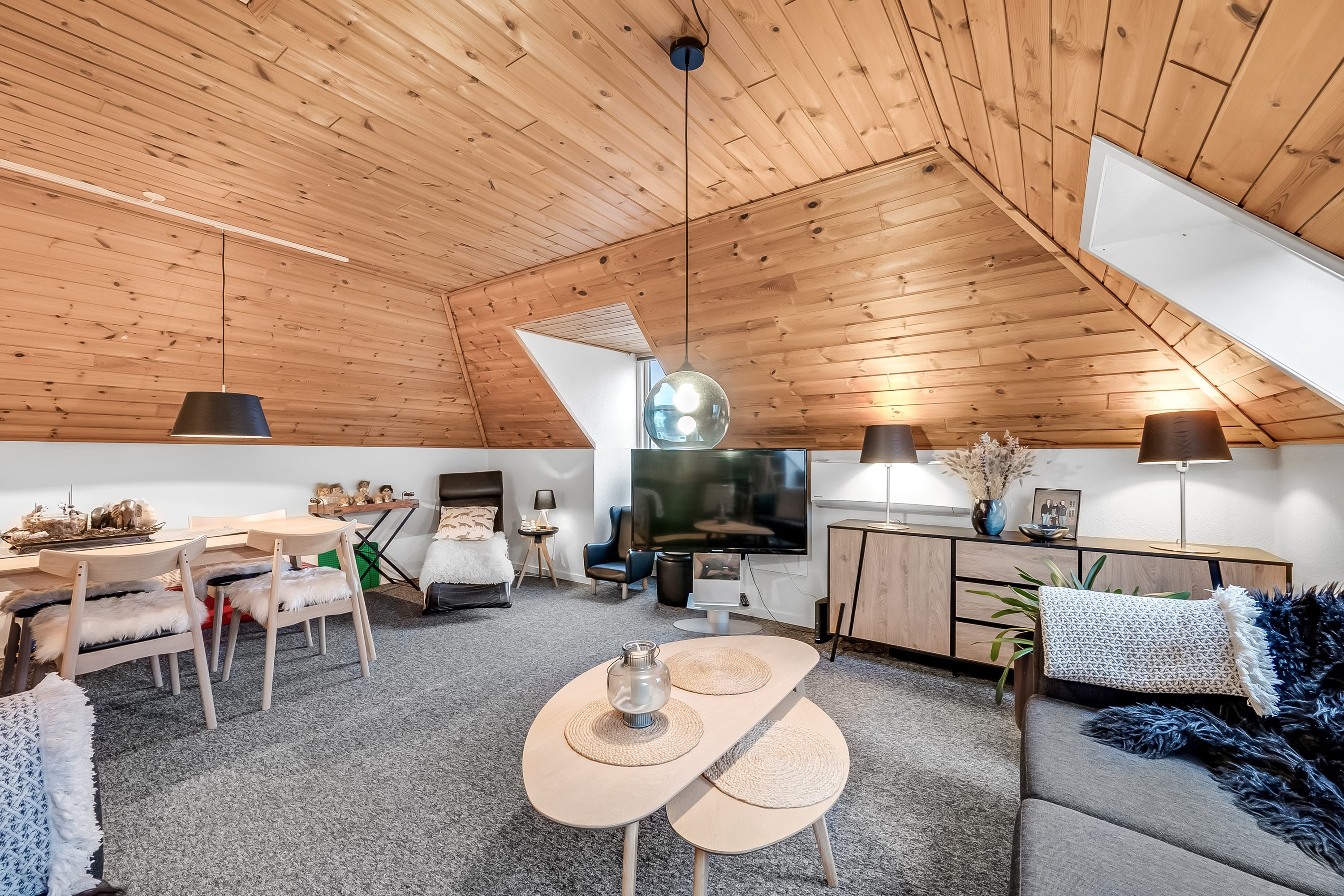 Fremhævet stue billede i fuldskærmstilstand. Billede af Tømmergården 20, 6900 Skjern