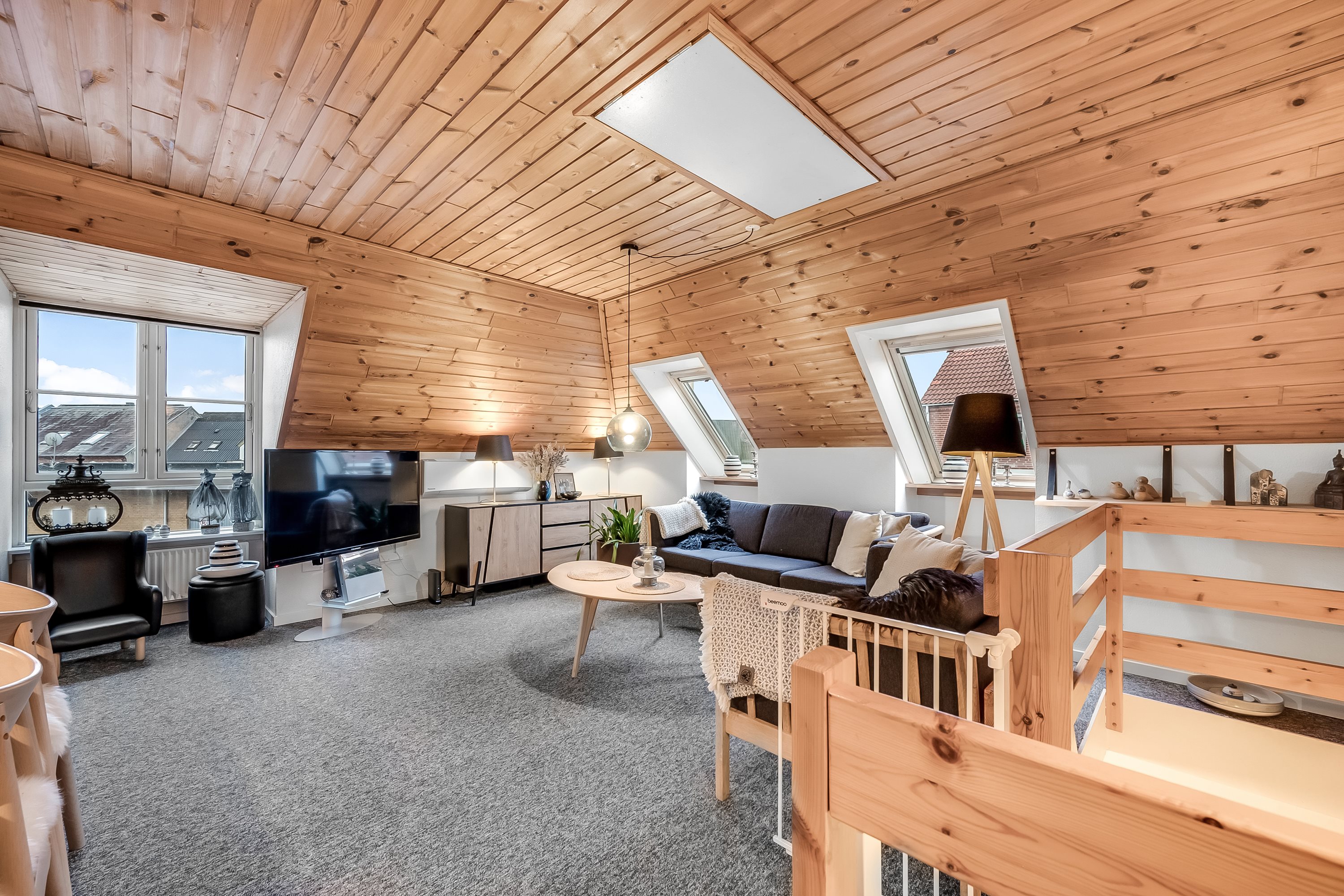 Fremhævet stue billede i fuldskærmstilstand. Billede af Tømmergården 20, 6900 Skjern