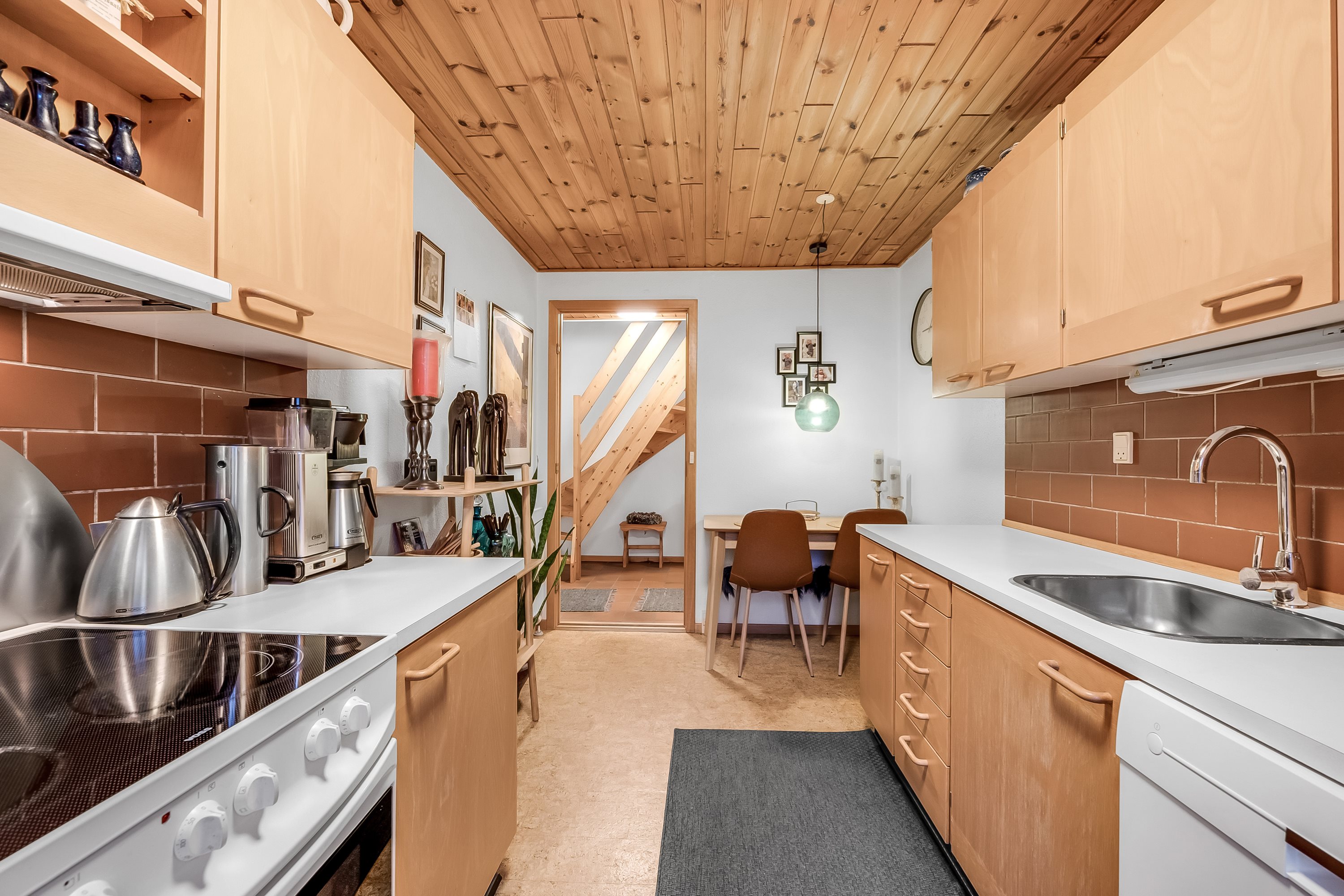 Fremhævet køkken billede i fuldskærmstilstand. Billede af Tømmergården 20, 6900 Skjern