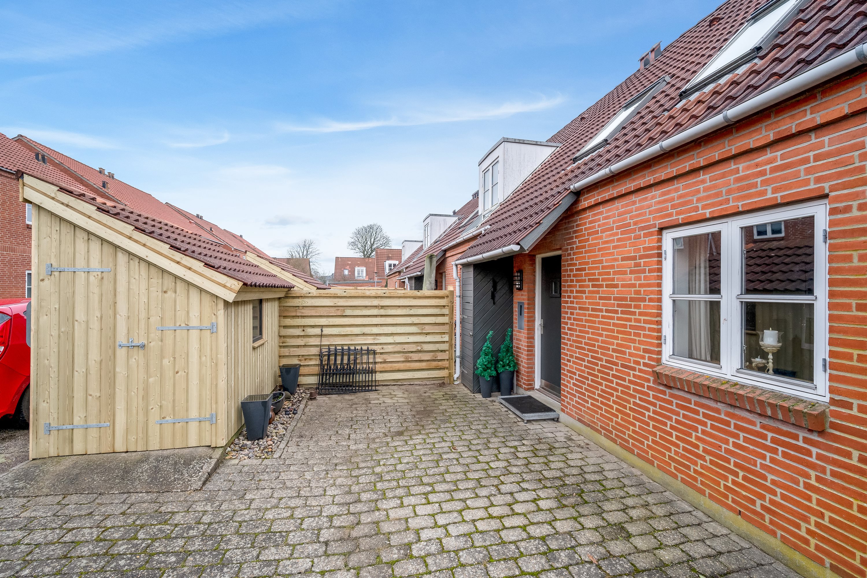 Miniaturebillede 2: facade. Billede af Tømmergården 20, 6900 Skjern