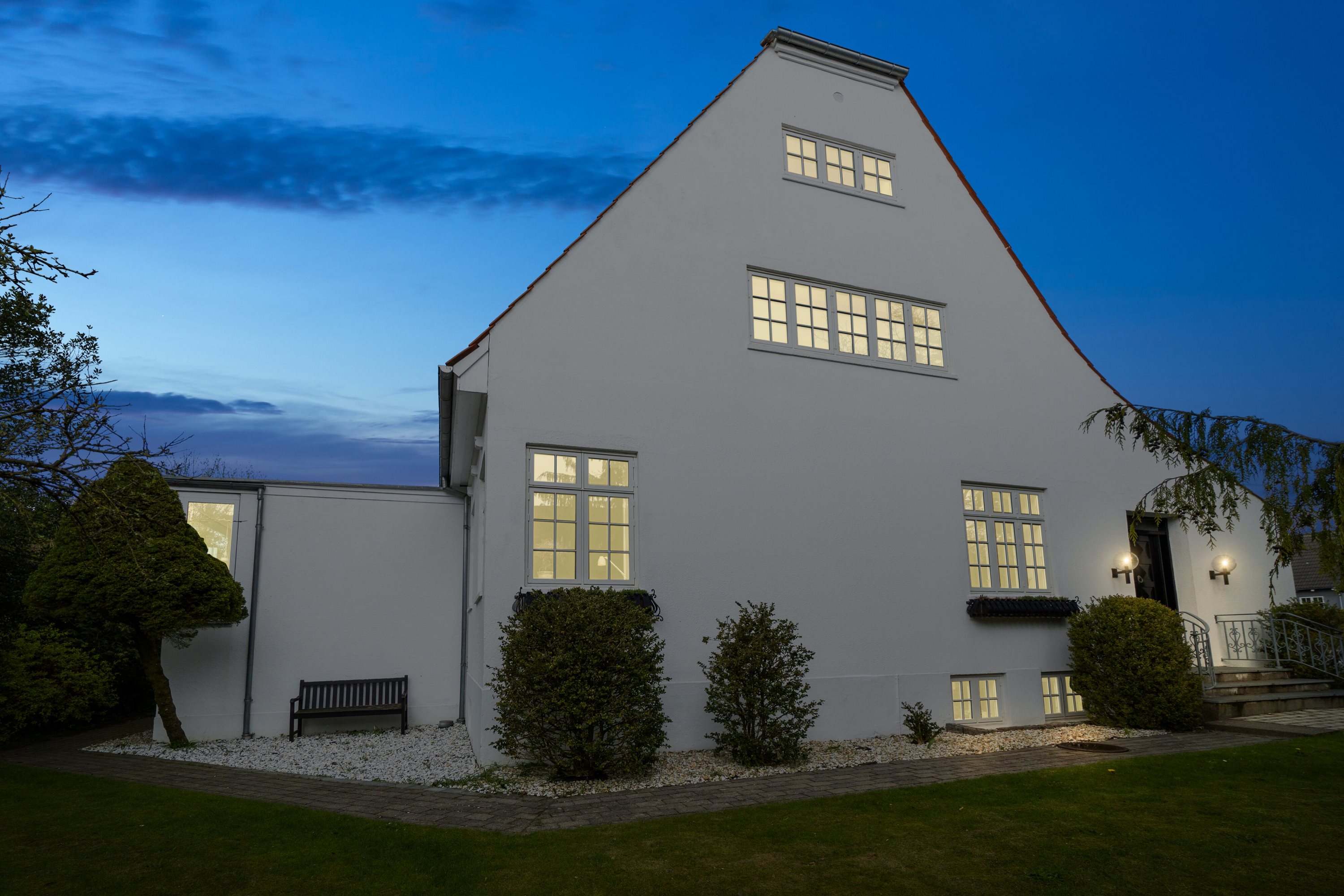 Fremhævet set fra haven billede i fuldskærmstilstand. Billede af Sct Cathrine Vej 2, 9800 Hjørring