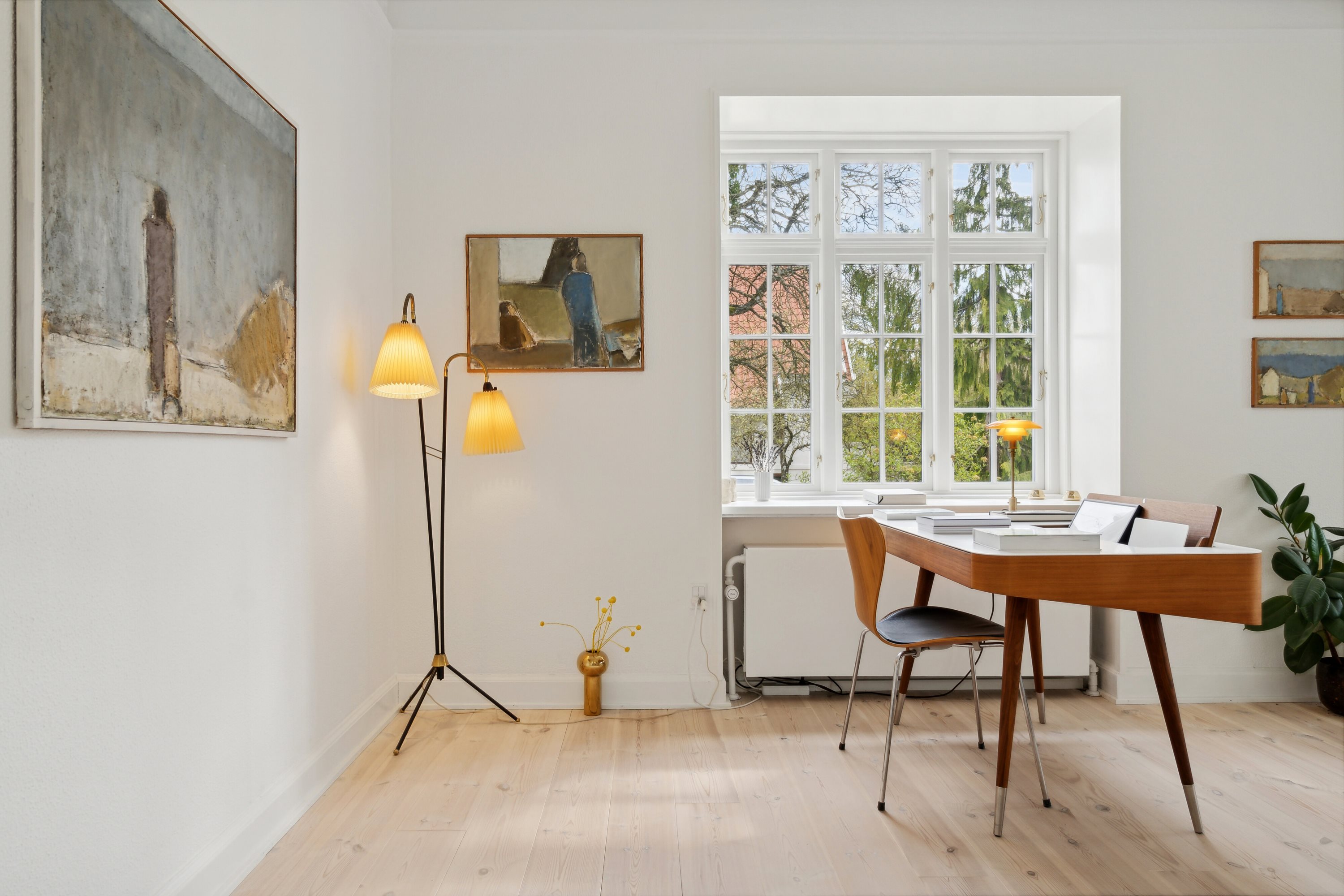 Fremhævet kontor billede i fuldskærmstilstand. Billede af Sct Cathrine Vej 2, 9800 Hjørring